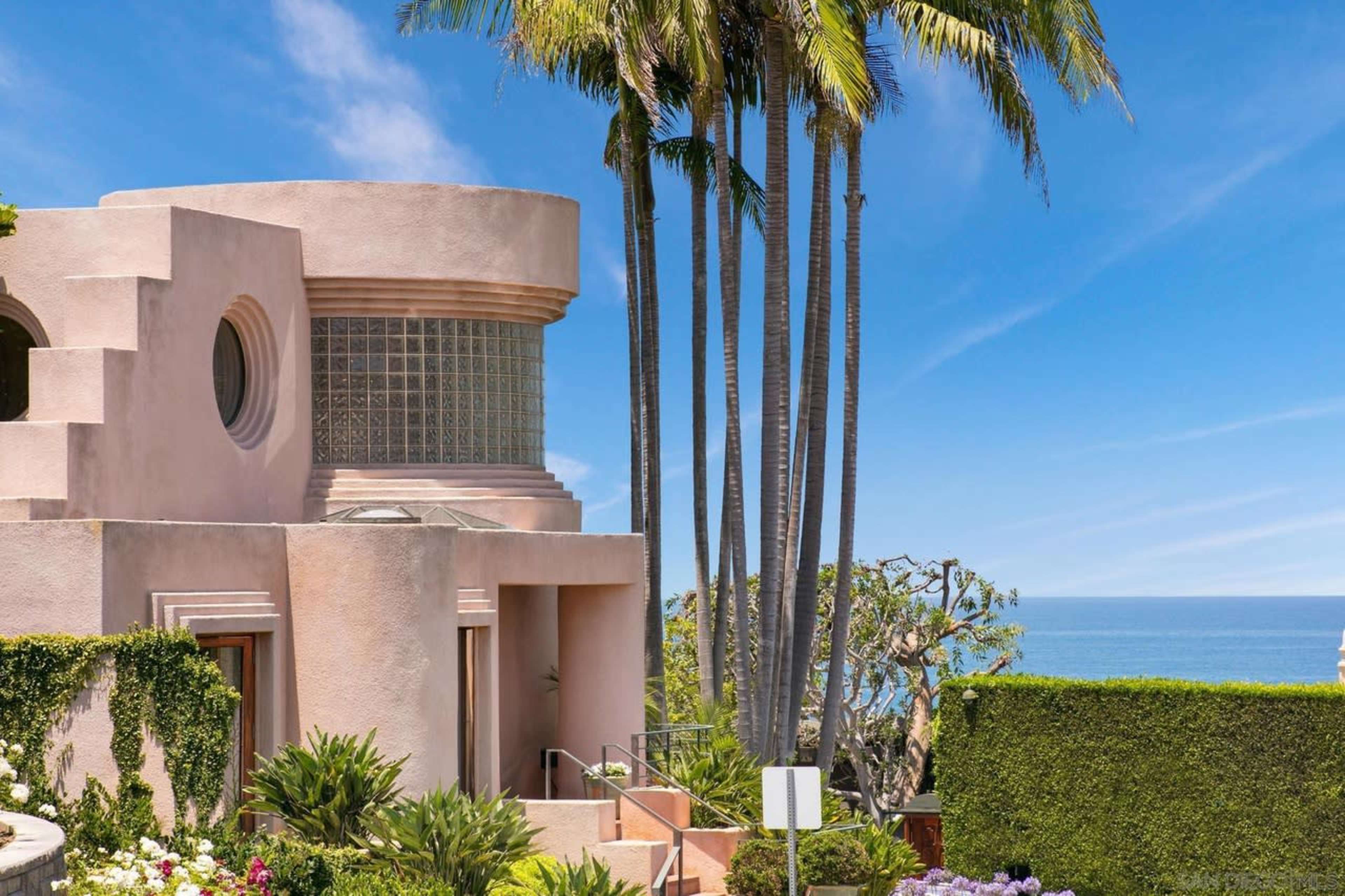 Oceanfront Architectural Scripps Villa Luxury La Jolla Beach Estate Image in La Jolla, La Jolla, CA