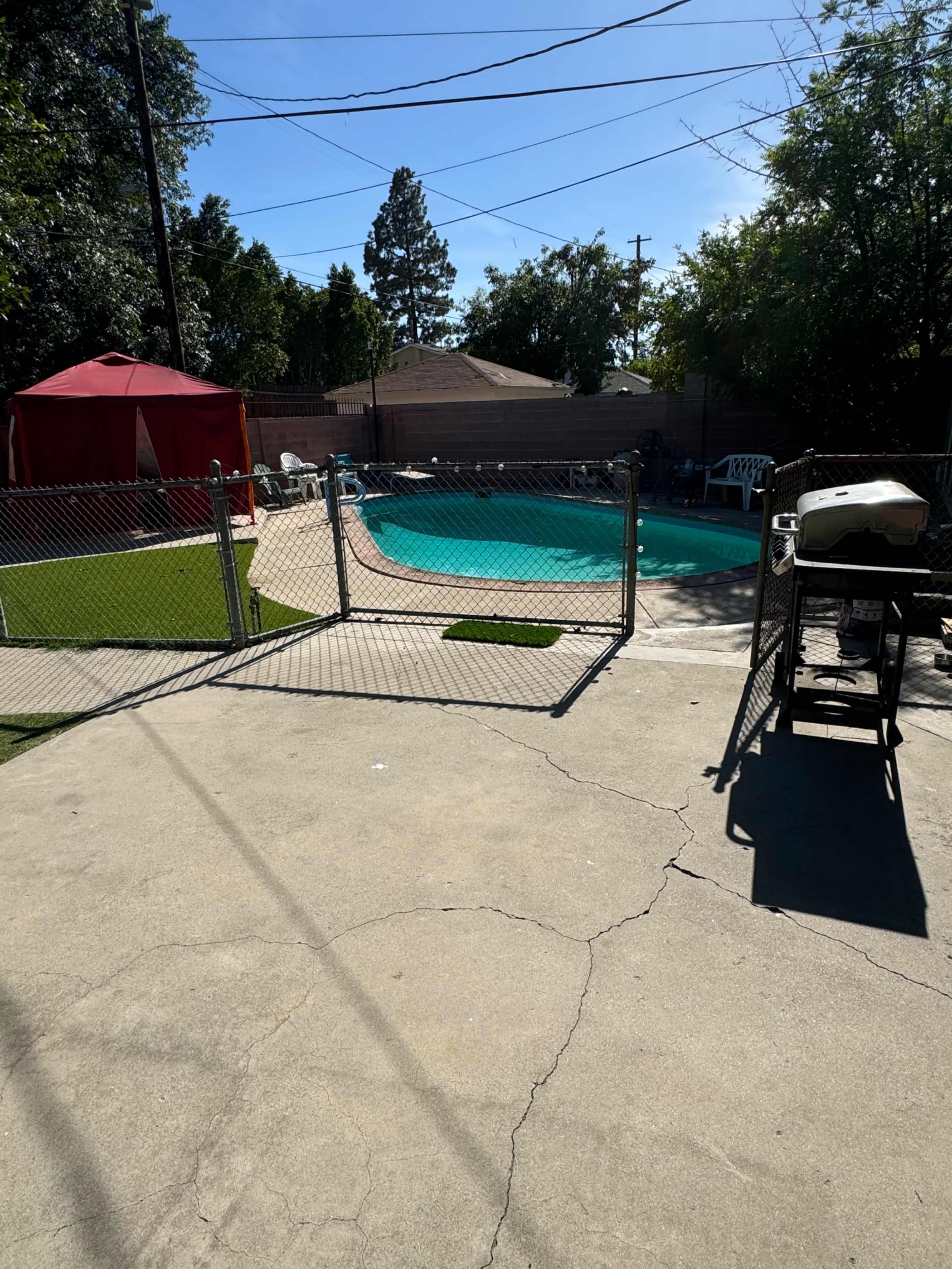 Studio Pool House and or Backyard Image in Winnetka, Winnetka, CA