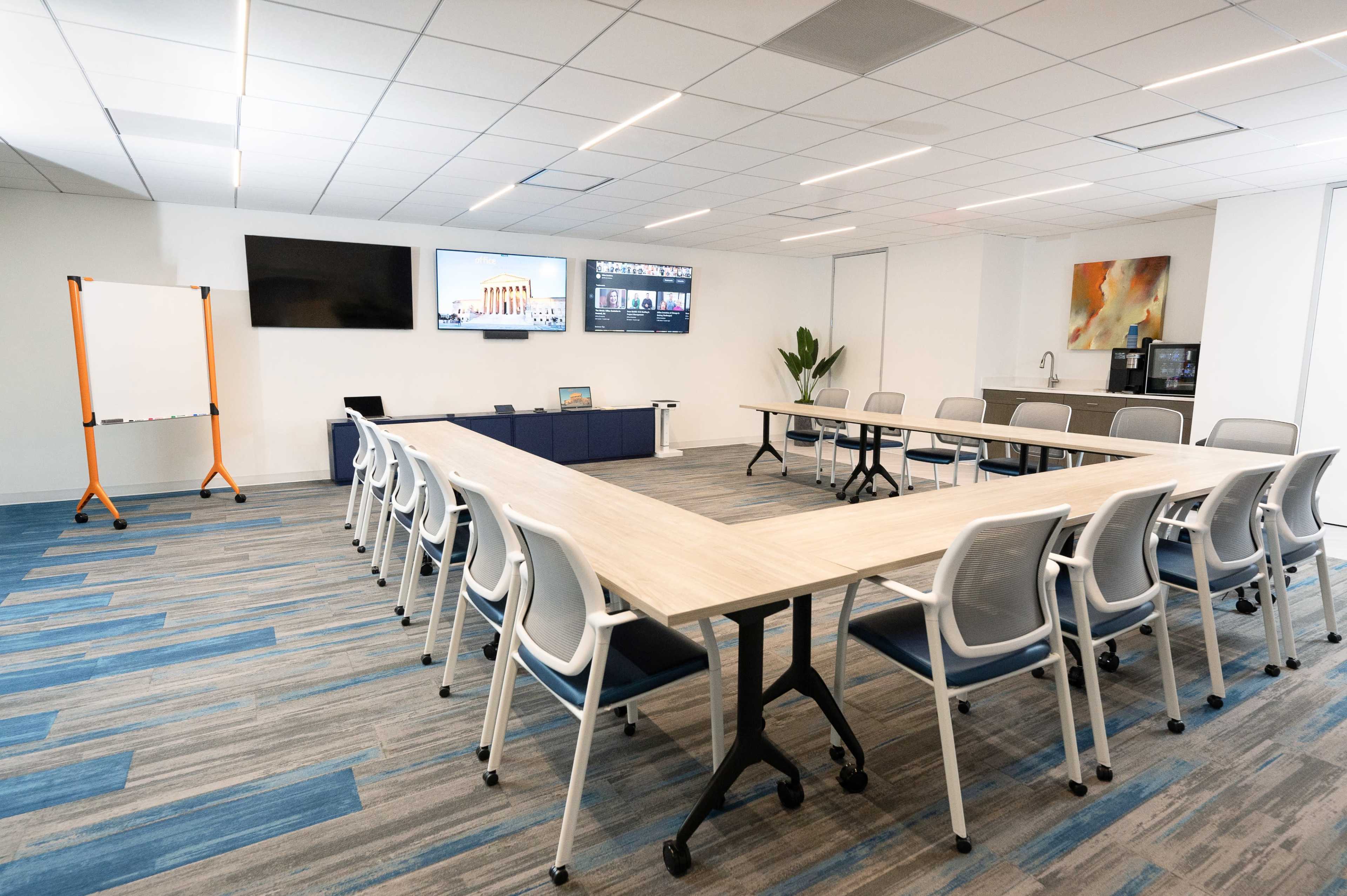 Meeting and Event Space in Arlington Virginia Image in Rosslyn, Arlington, VA