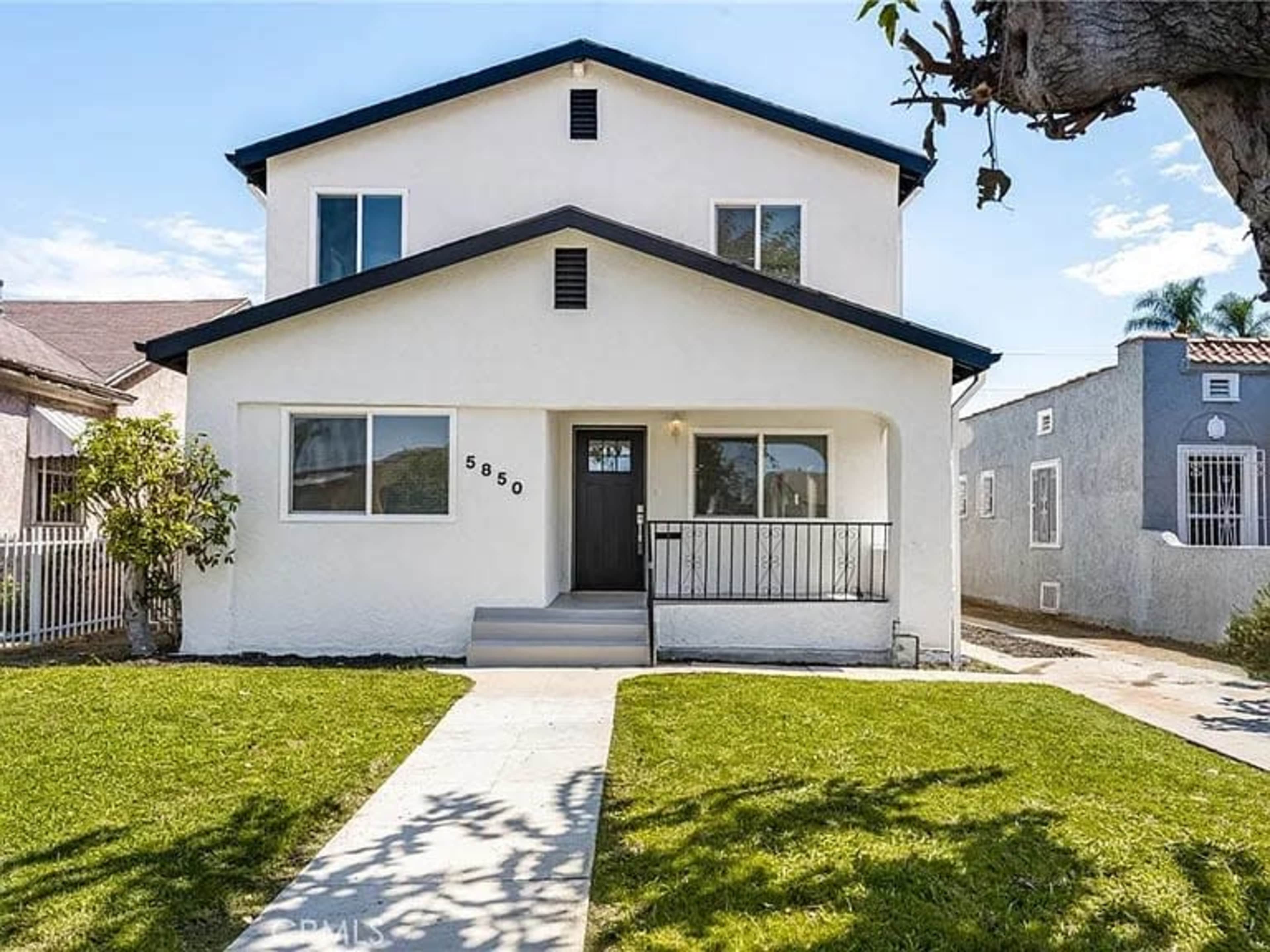 Urban Oasis for Wellness Image in Hyde Park, LOS ANGELES, CA