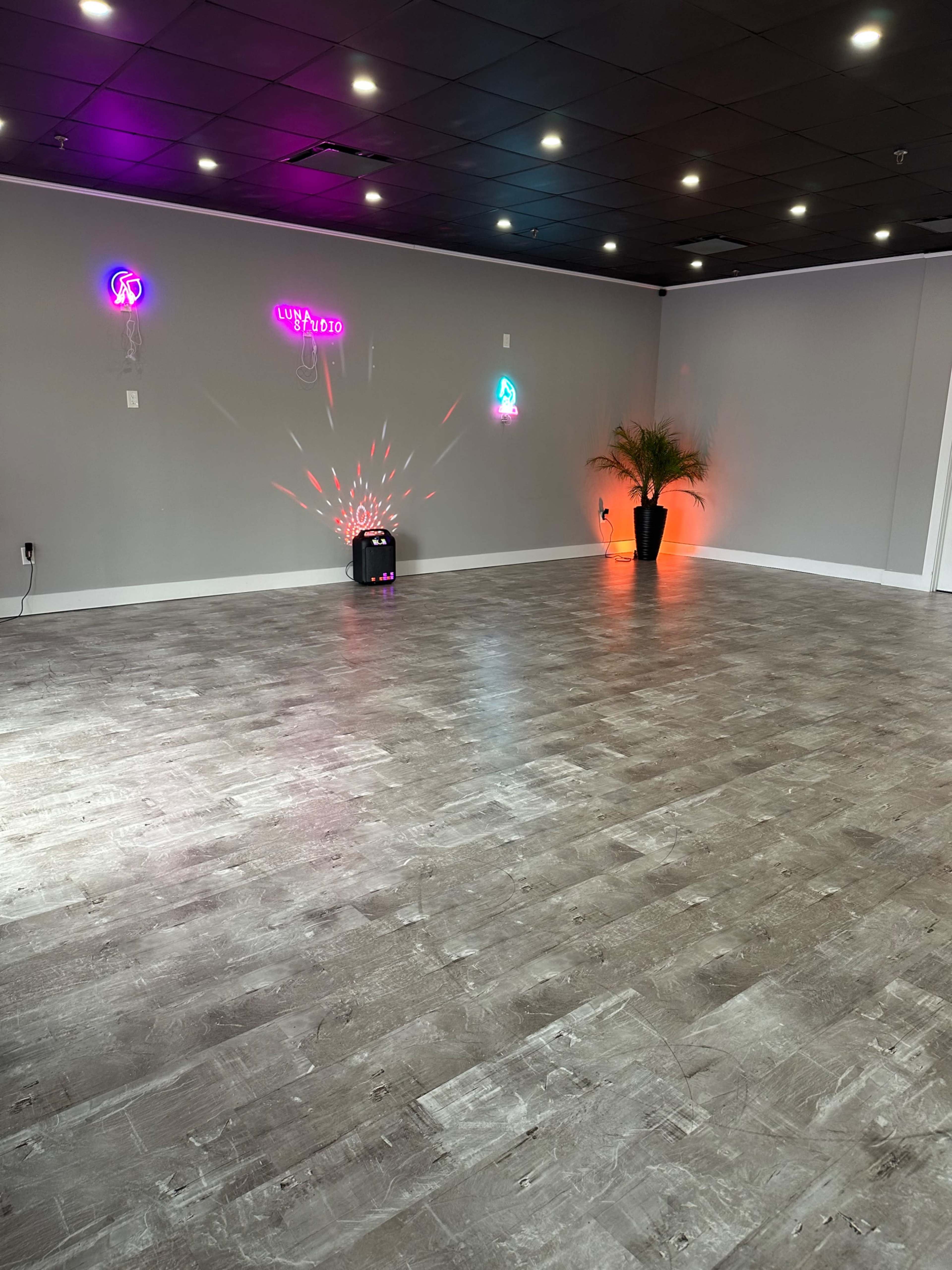 Matawan studio Image in Old Bridge, Matawan, NJ