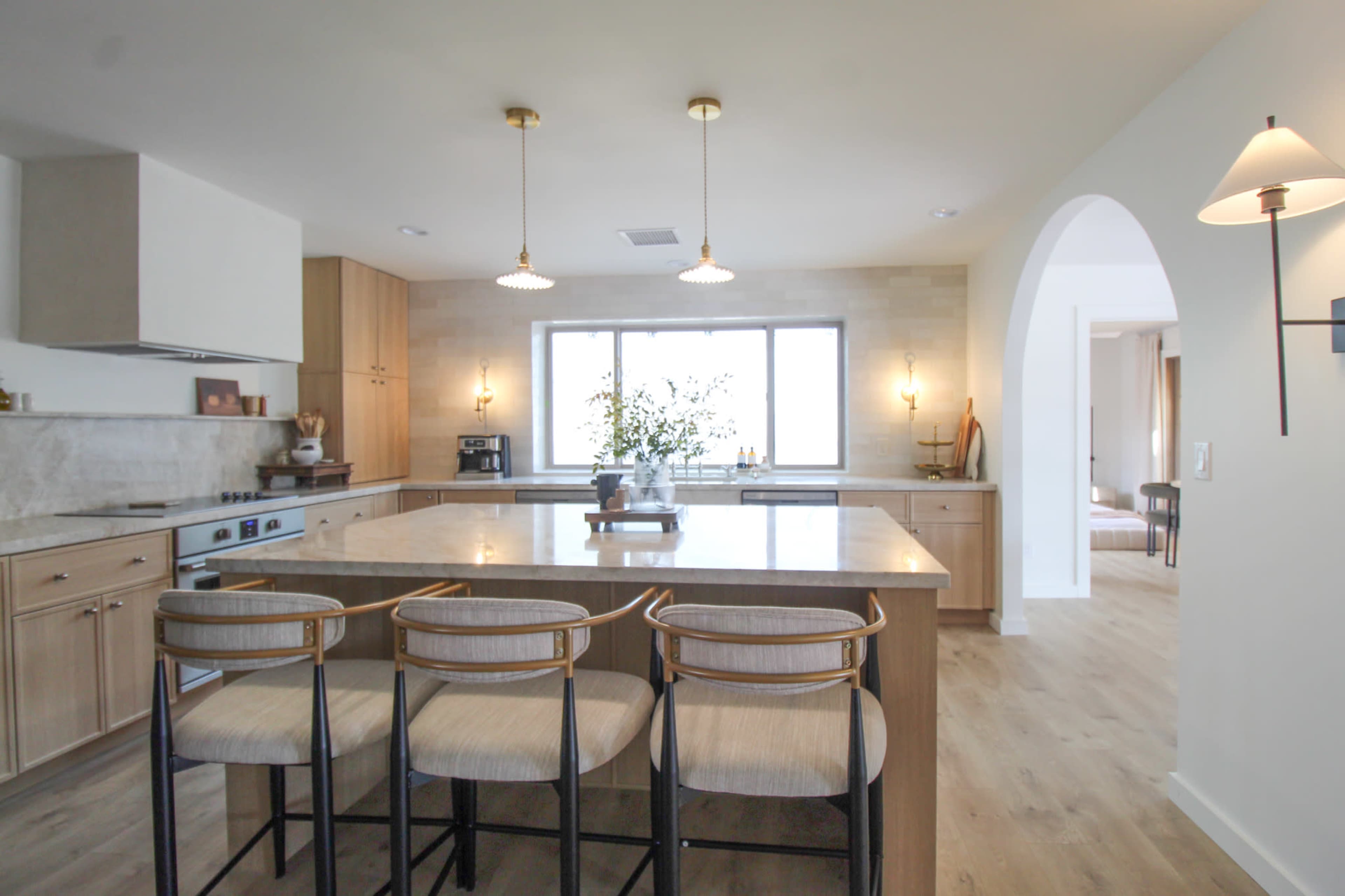 Luxury Modern Parisian Resort on Acre Lot with Luxury Resort Style Amenities: Pickleball, Lazy River, Gym and Spa (Sauna and Cold Plunge), 5-hole Putt Putt course with bunker, Bocce Ball, Chess Image in Paradise Valley Village, Scottsdale, AZ