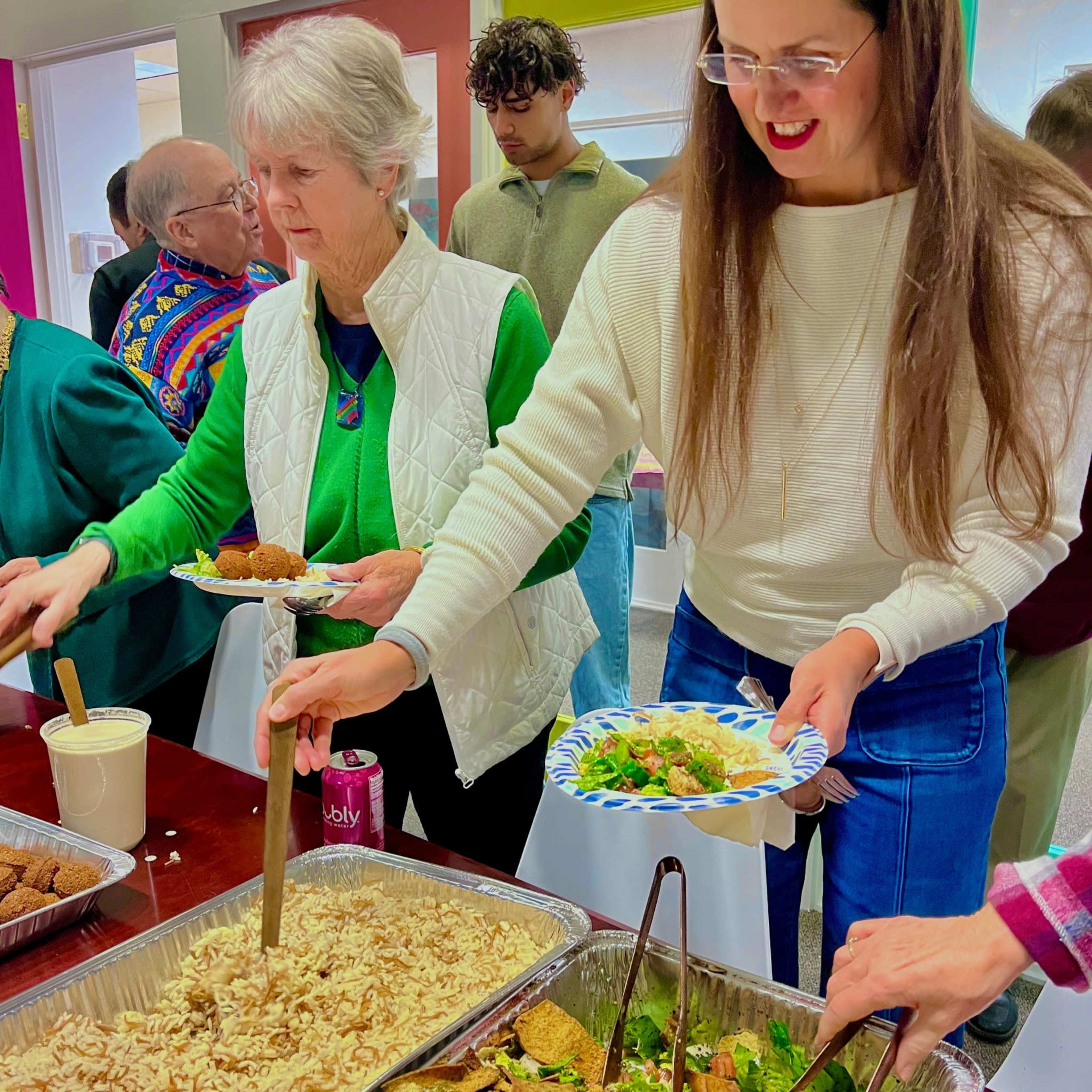 Tropical Escape Meeting Room with Vibrant Mural Backdrop Image in Warrenton, Warrenton, VA