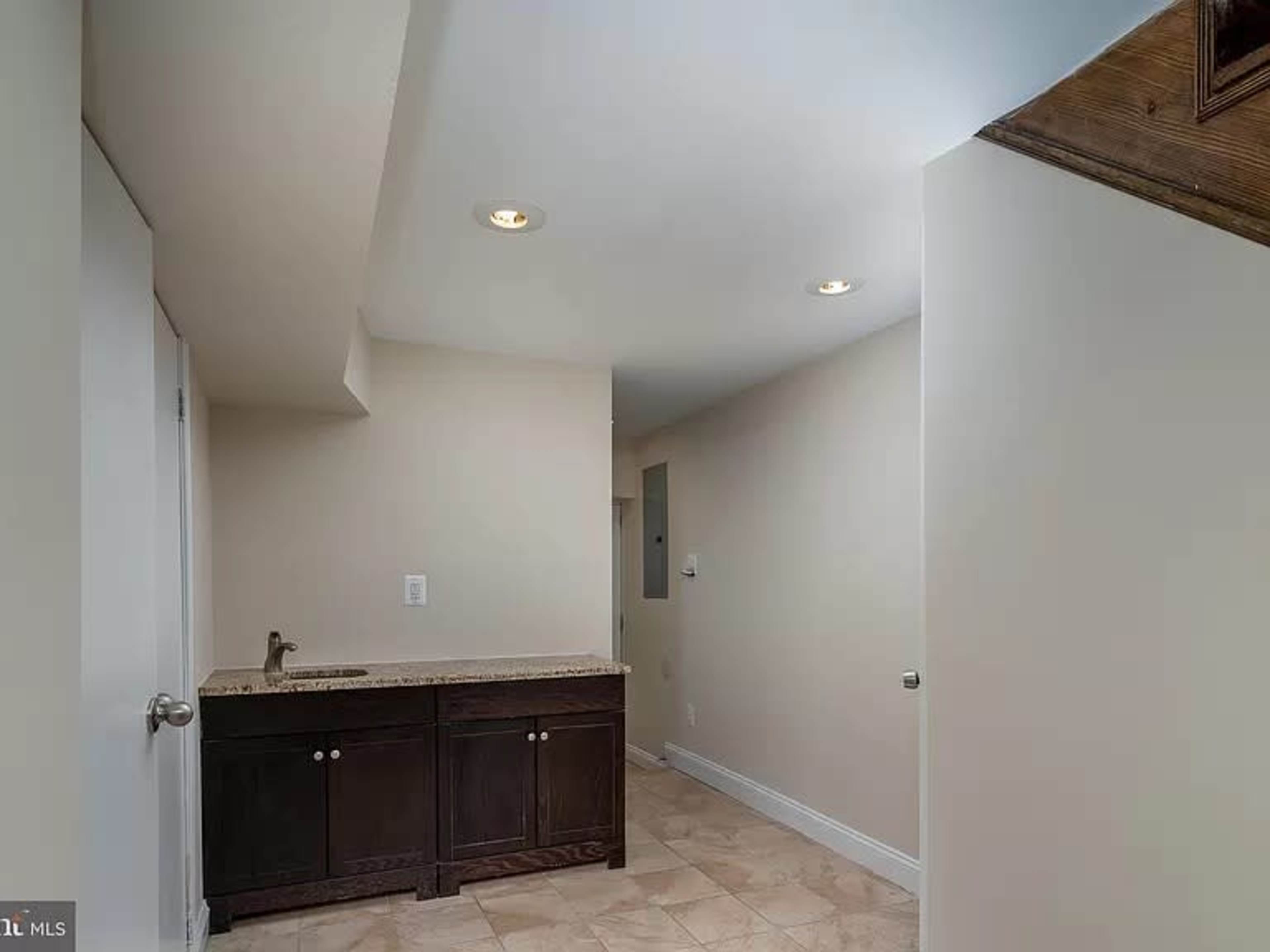 Beautiful City Living Image in Greektown, Baltimore, MD