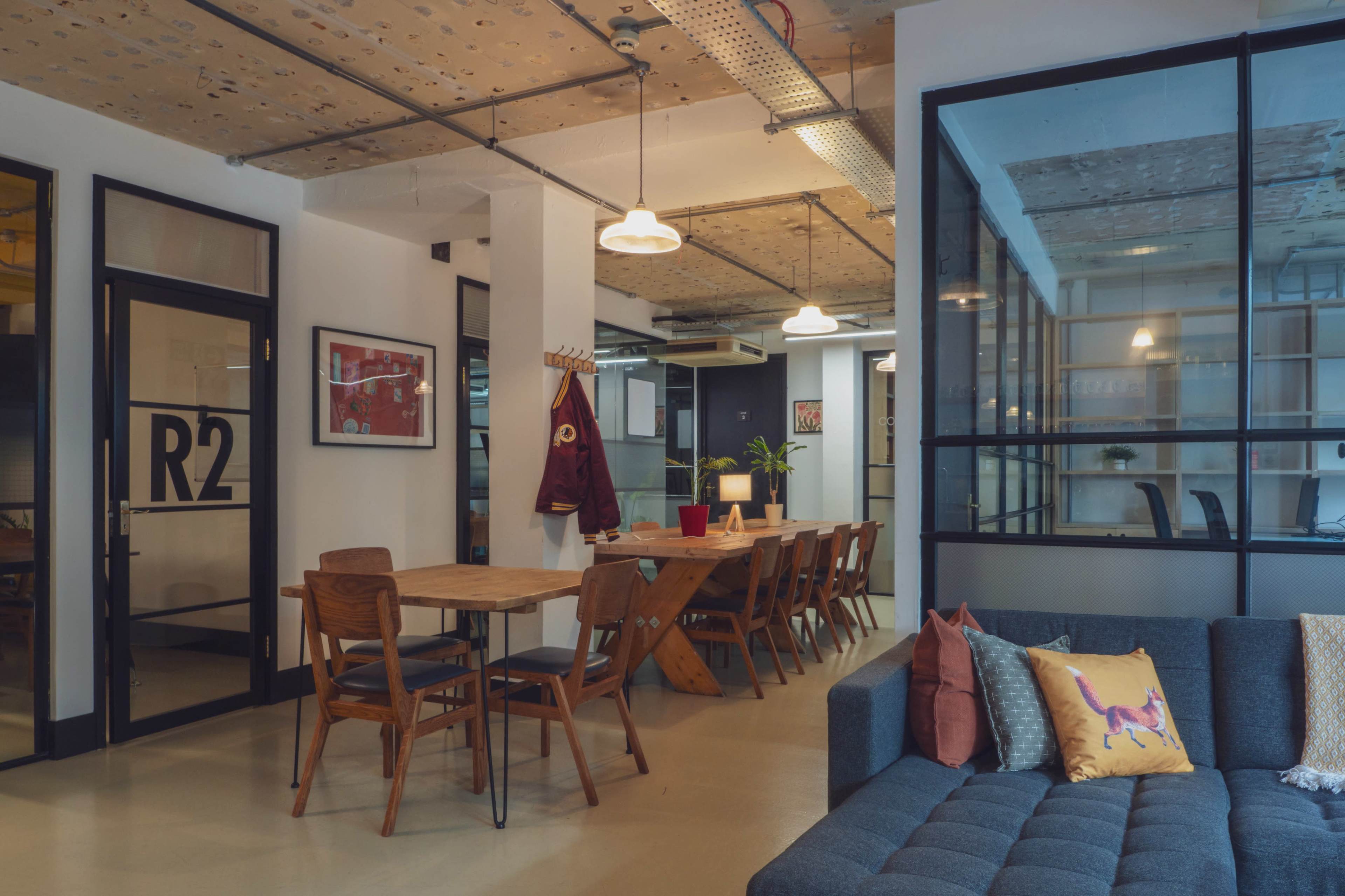 R2 Image in Shoreditch, London, ENG