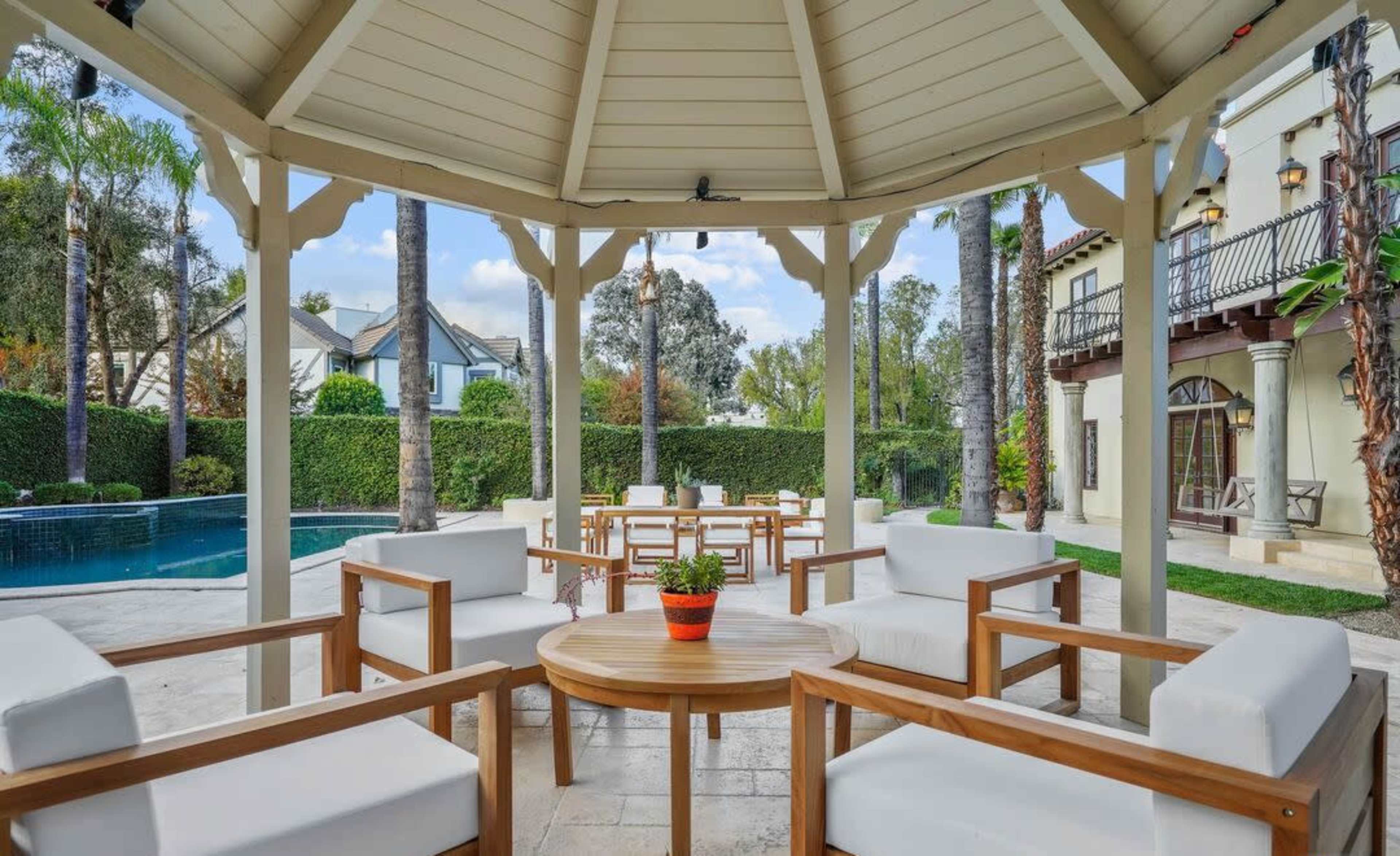 Outdoor Spanish/Mediterranean Oasis Image in Encino, Encino, CA