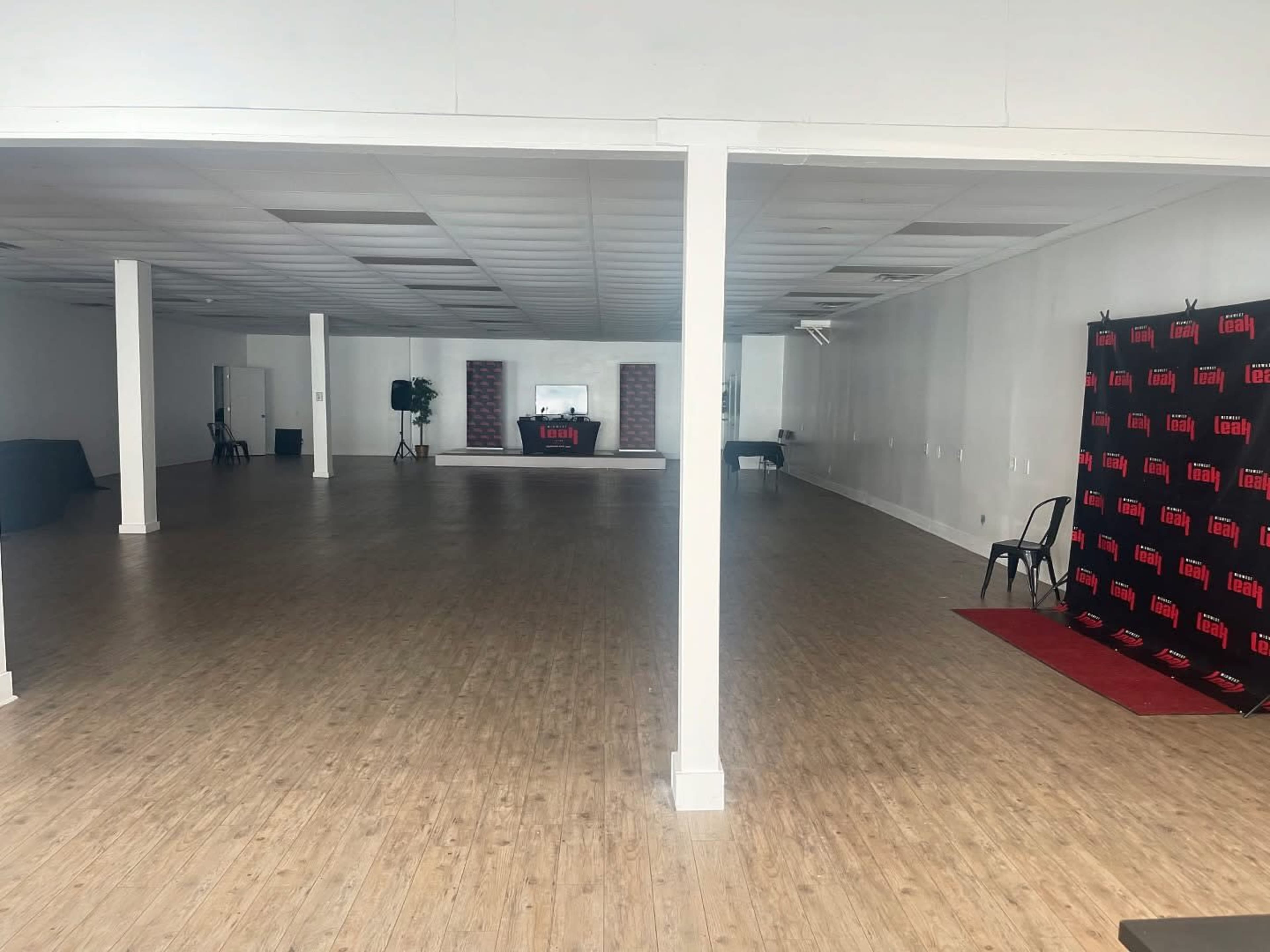 Spacious event/content creator studio with multiple rooms Image in Crooked Creek, Indianapolis, IN