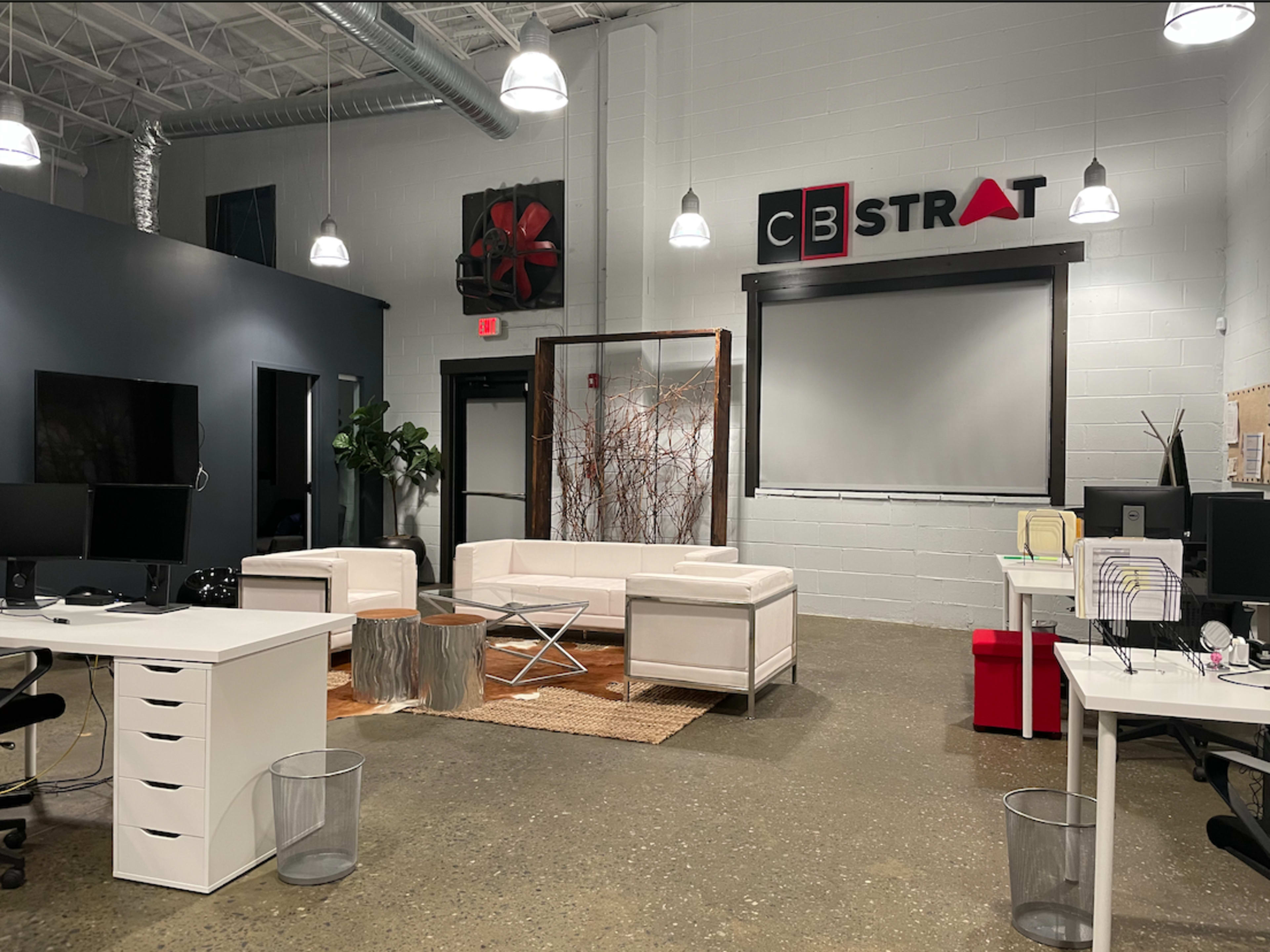 Urban Loft Venue for Events, Creative Shoots & Corporate Meeting Use Image in Chamblee, Chamblee, GA