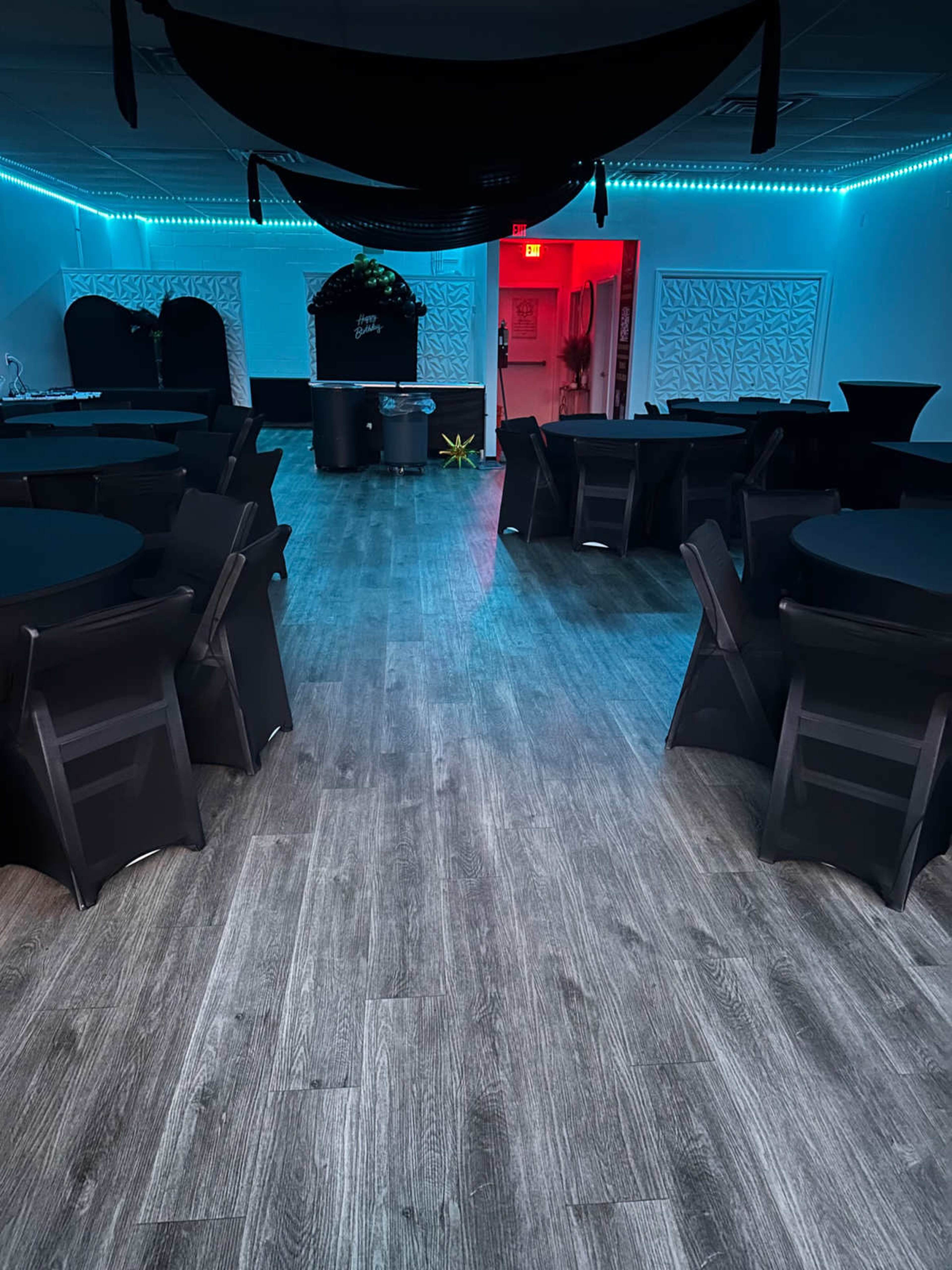 All White Canvas Event Venue located minutes from I-24 in LaVergne, TN Image in La Vergne, LaVergne, TN