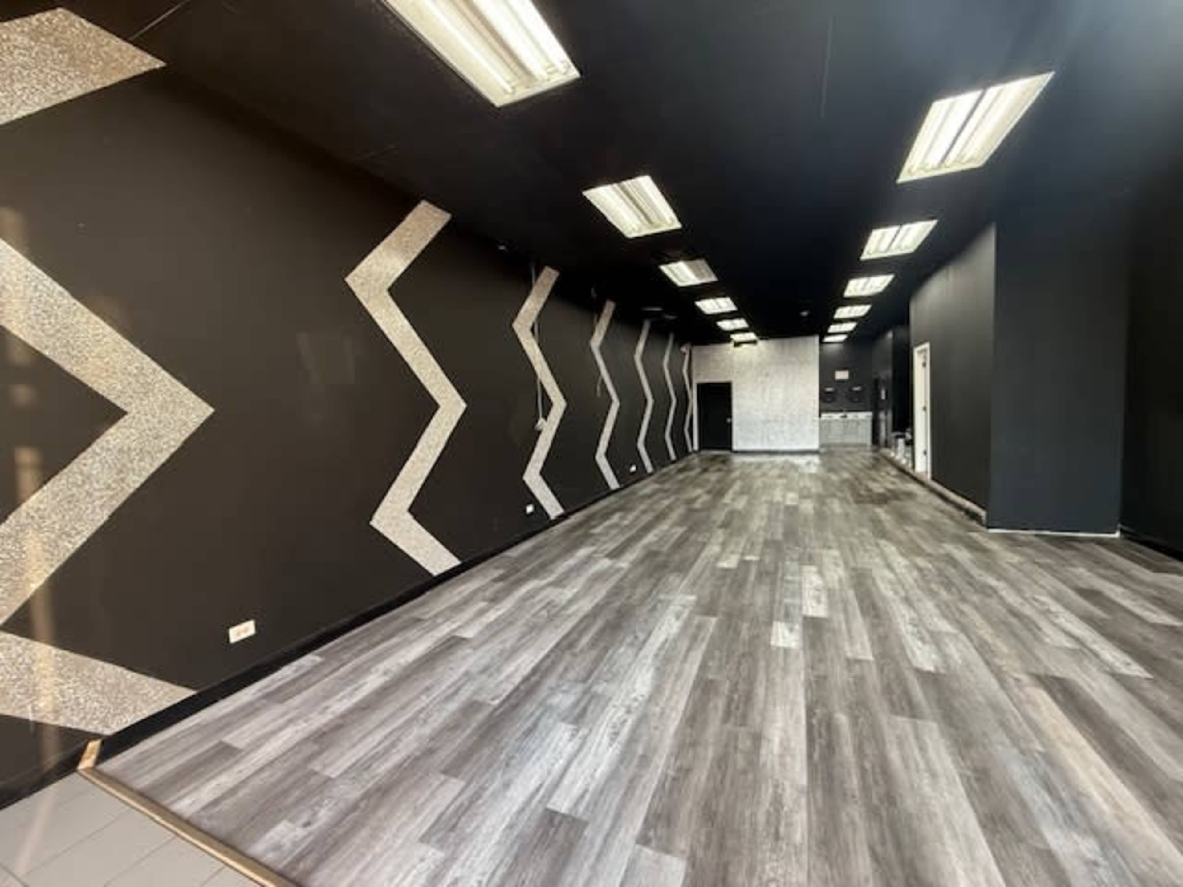 Urban Studio, Modern Black & Silver Event Space, Ideal for Parties, Dinners & Creative Events Image in South Side, Chicago, IL