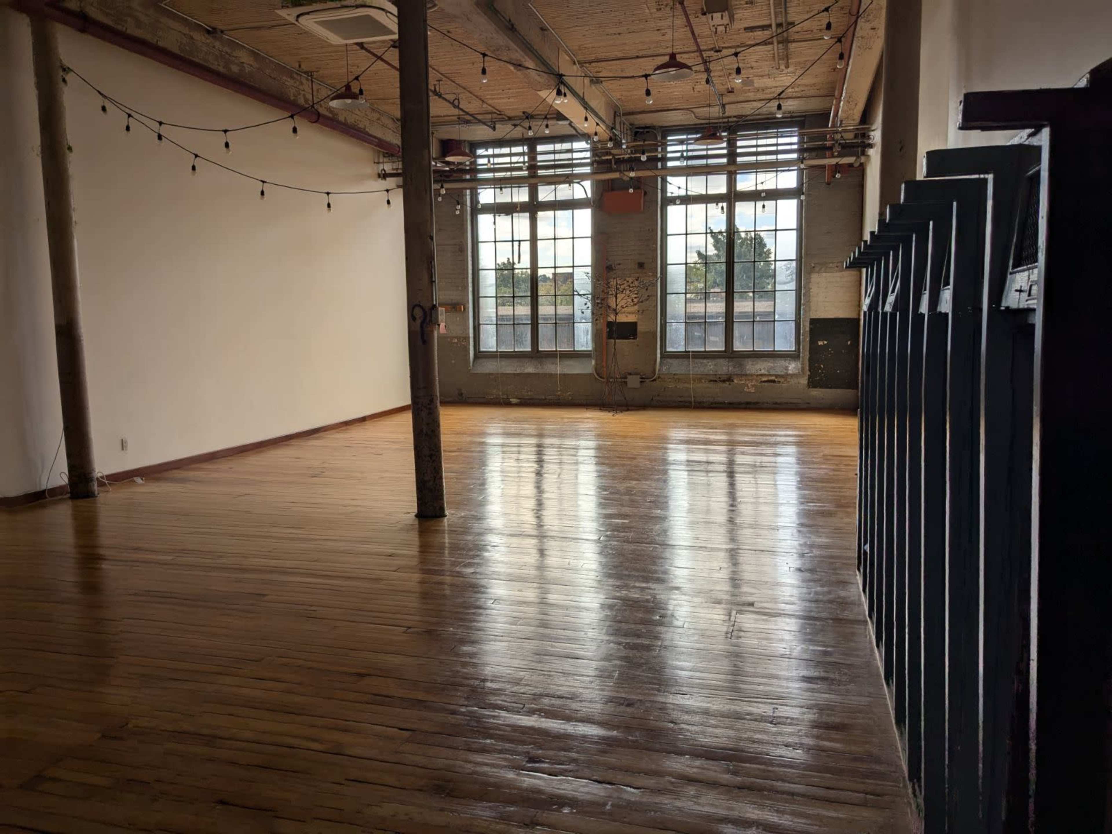 Hamilton Studio Loft Image in Industrial Sector C, Hamilton, ON