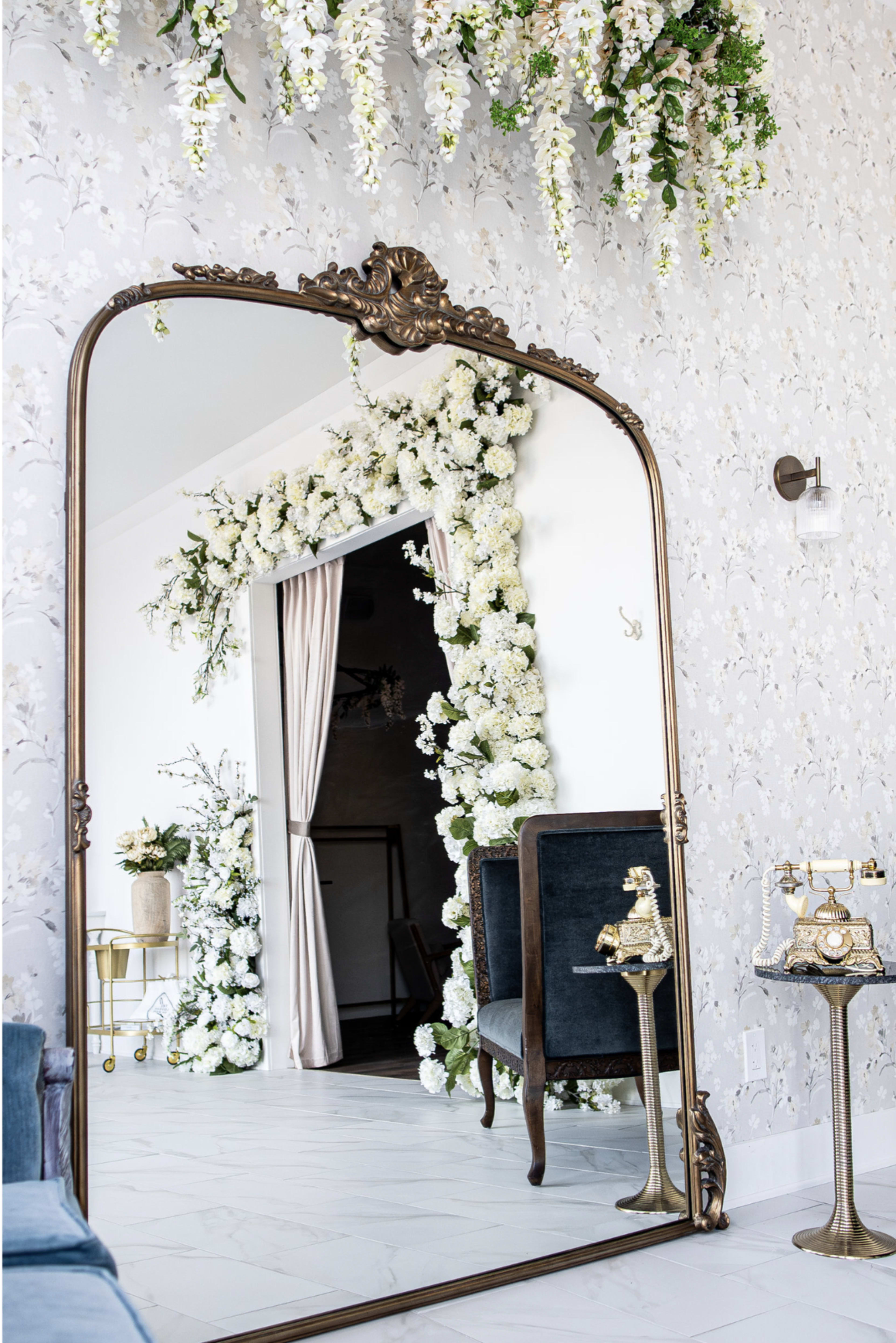 Natural Light Studio With Elegance located in West Sayville Image in Islip, west sayville, NY
