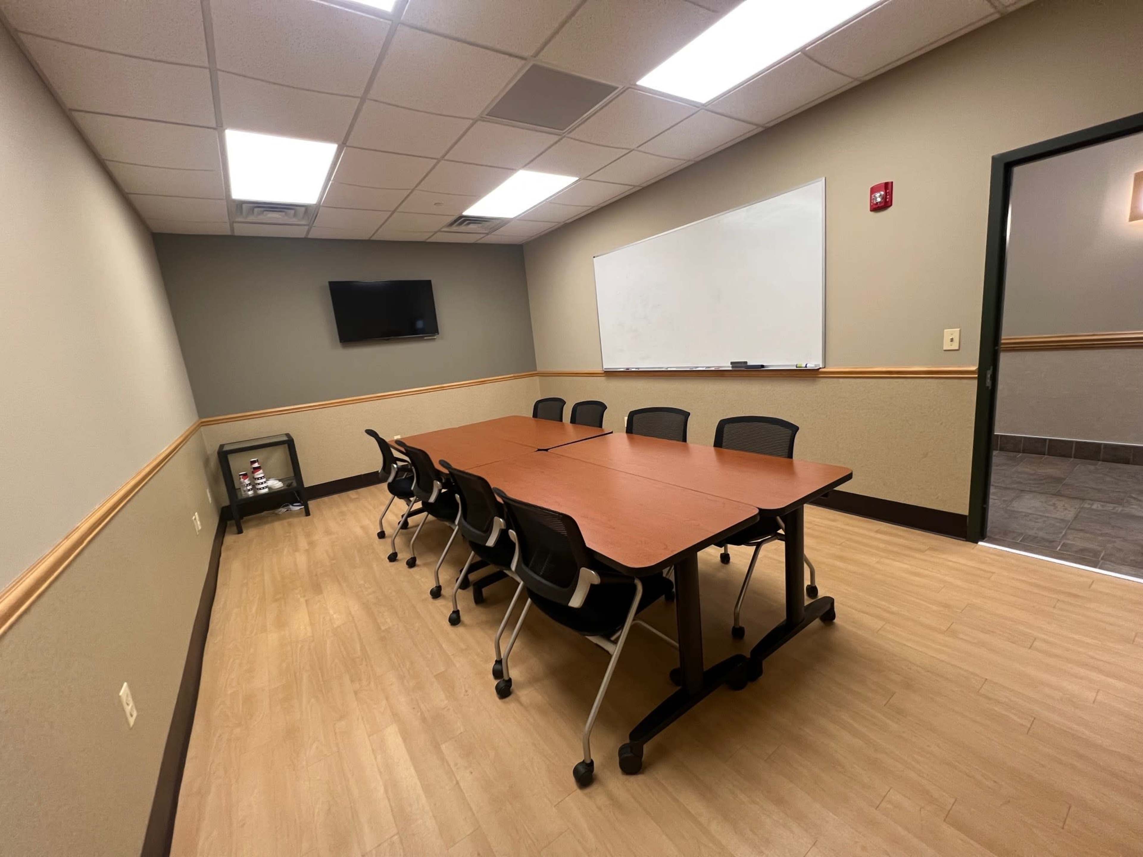 Small Conference Room location in suburbs - private office building Image in Pine Brook, Pine Brook, NJ
