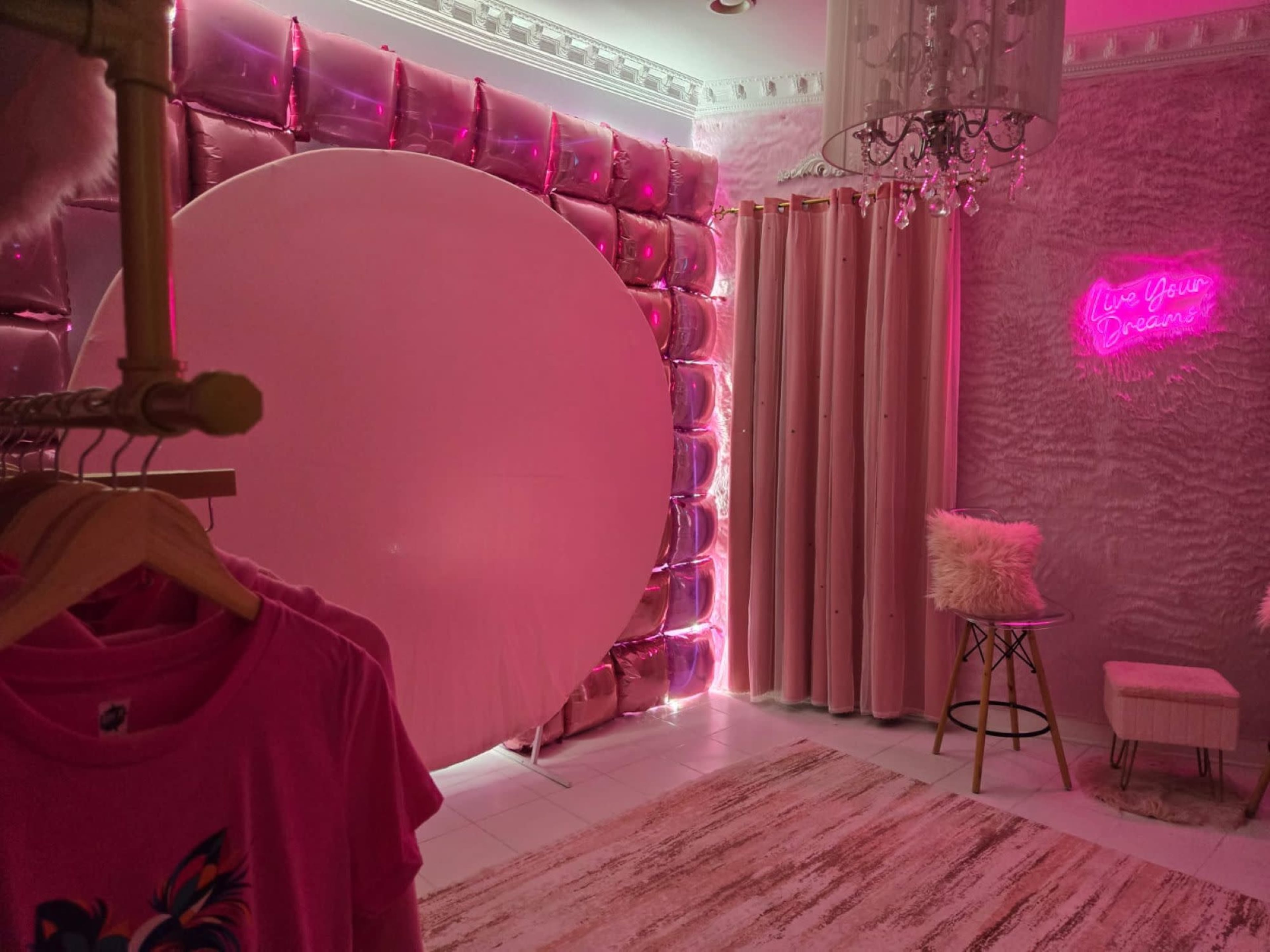 The Pink Parlor Venue for Photos | Content | Events Image in Downtown Atlanta, Atlanta, GA