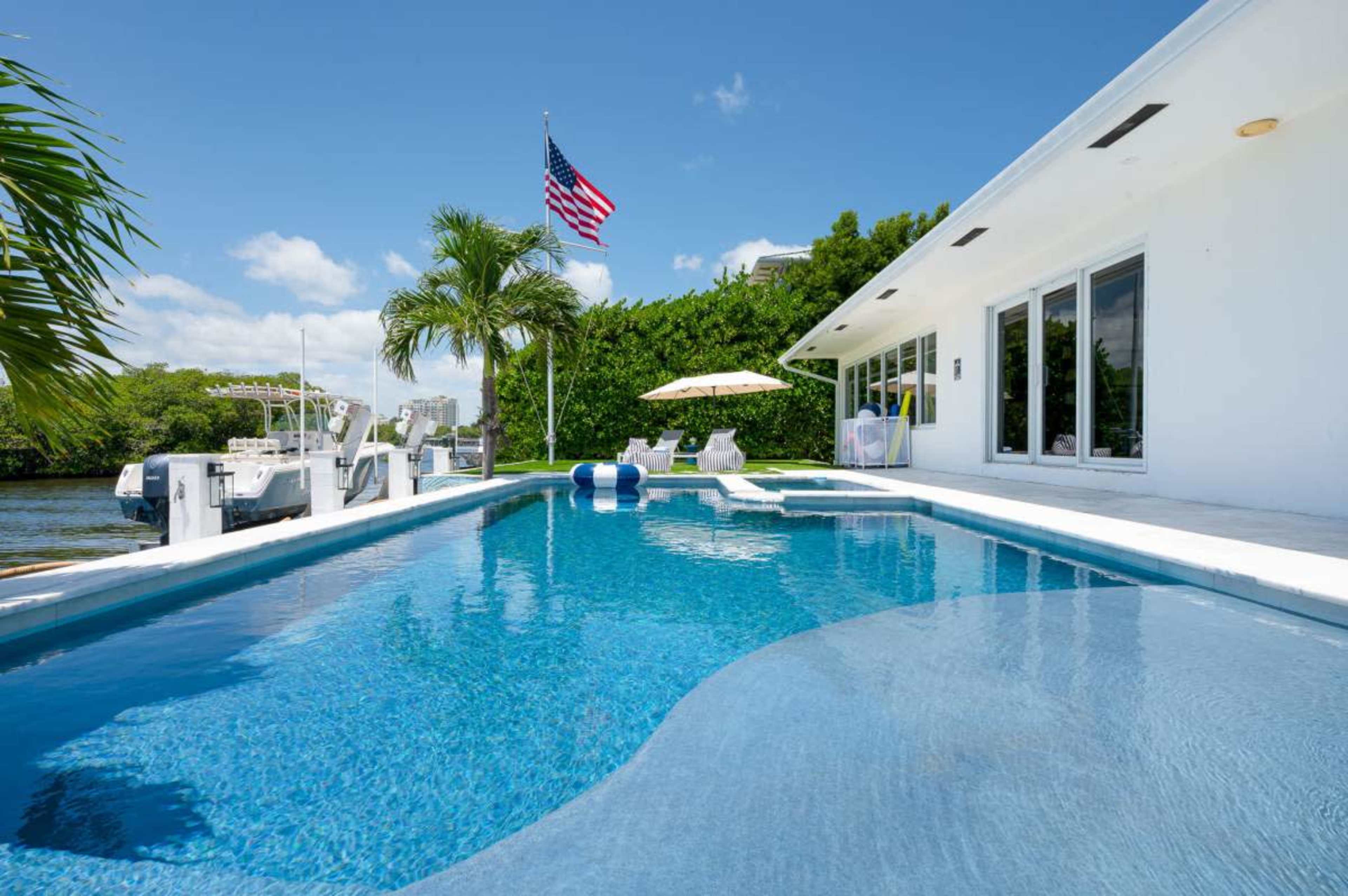100 Ft of Private Intercoastal Waterway Image in Ocean Ridge, Ocean Ridge, FL