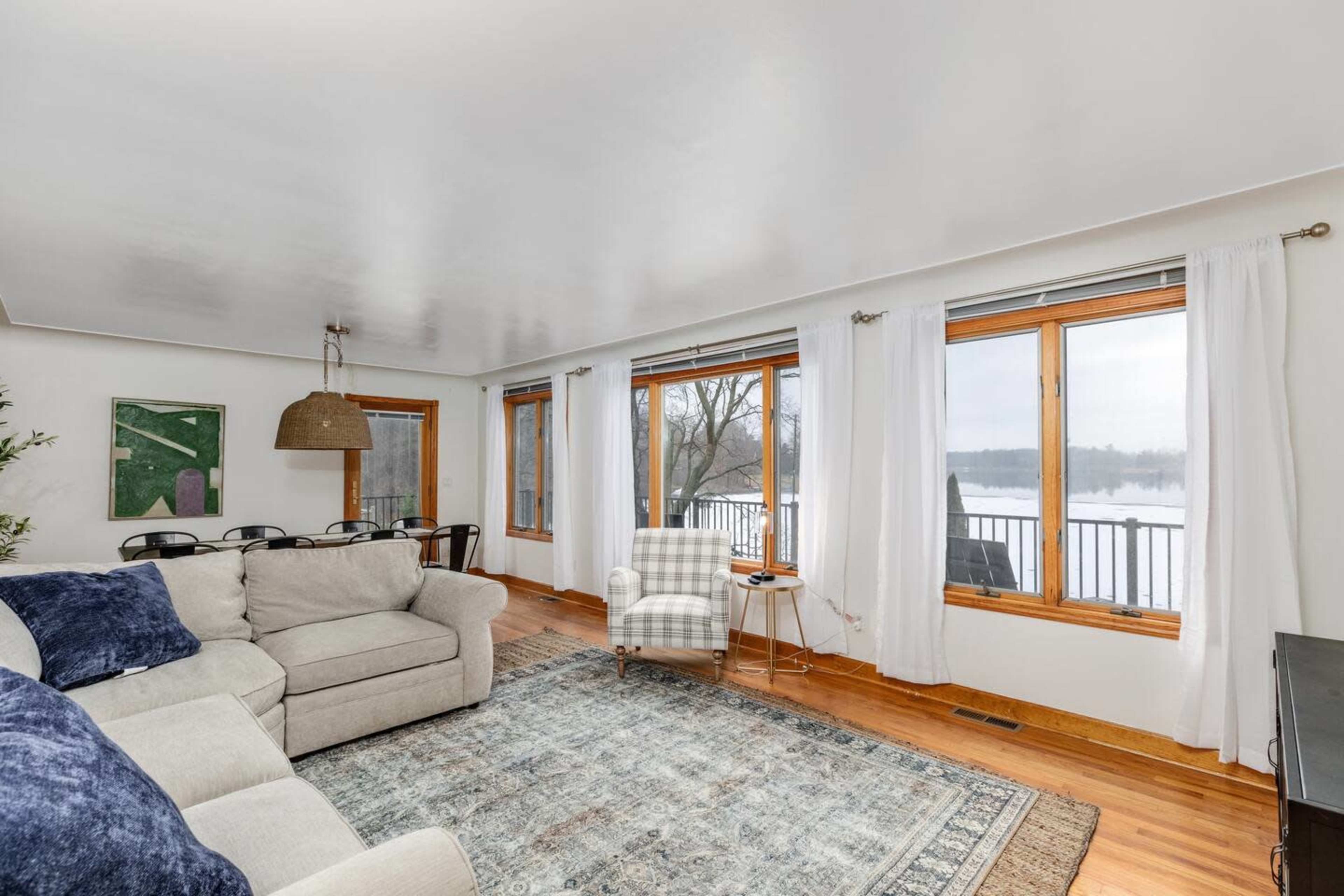 Lakehouse with view Image in Orion Twp, Lake orion, MI