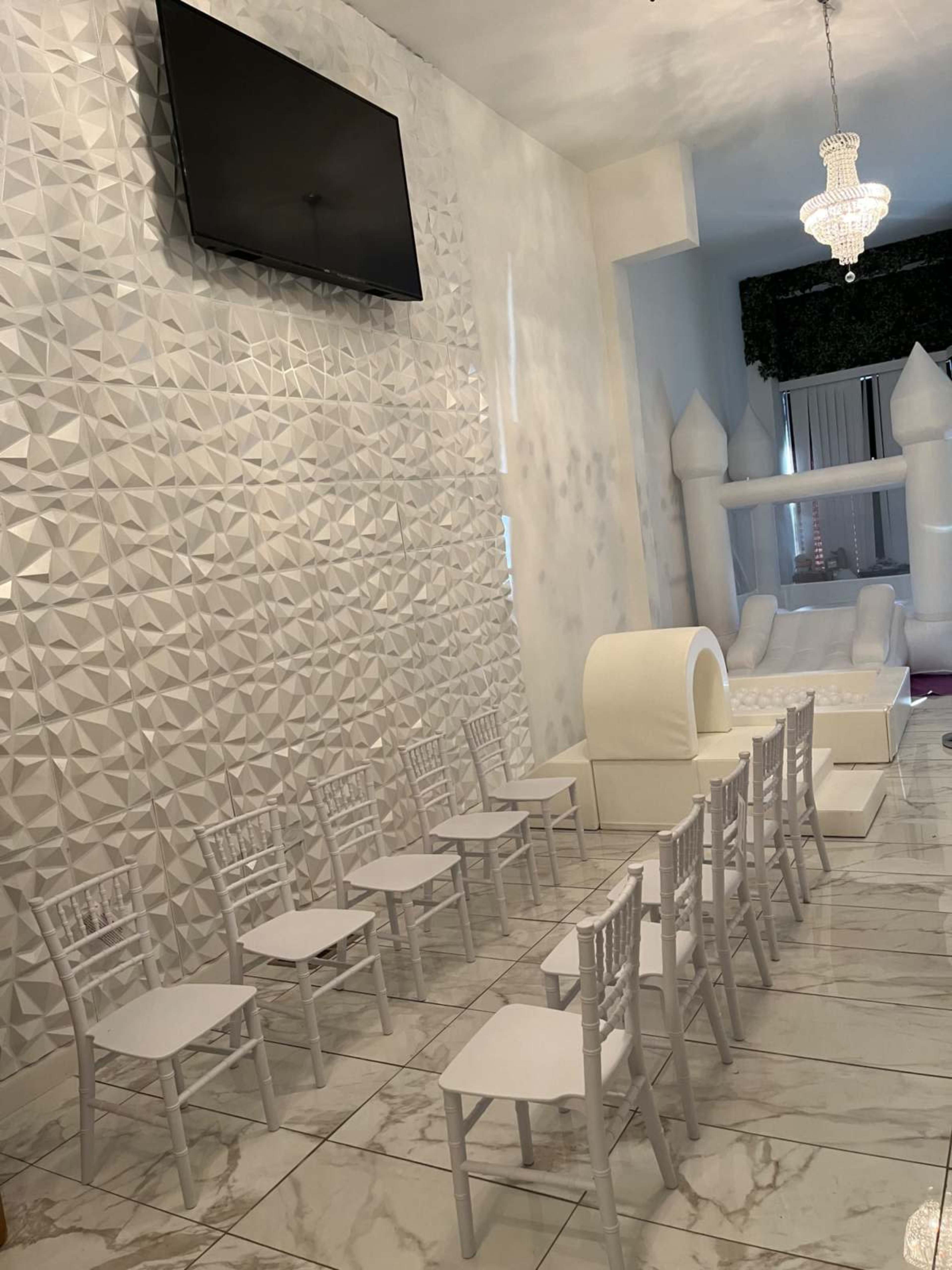 Luxury Children’s Party Room Image in South Side, Chicago, IL