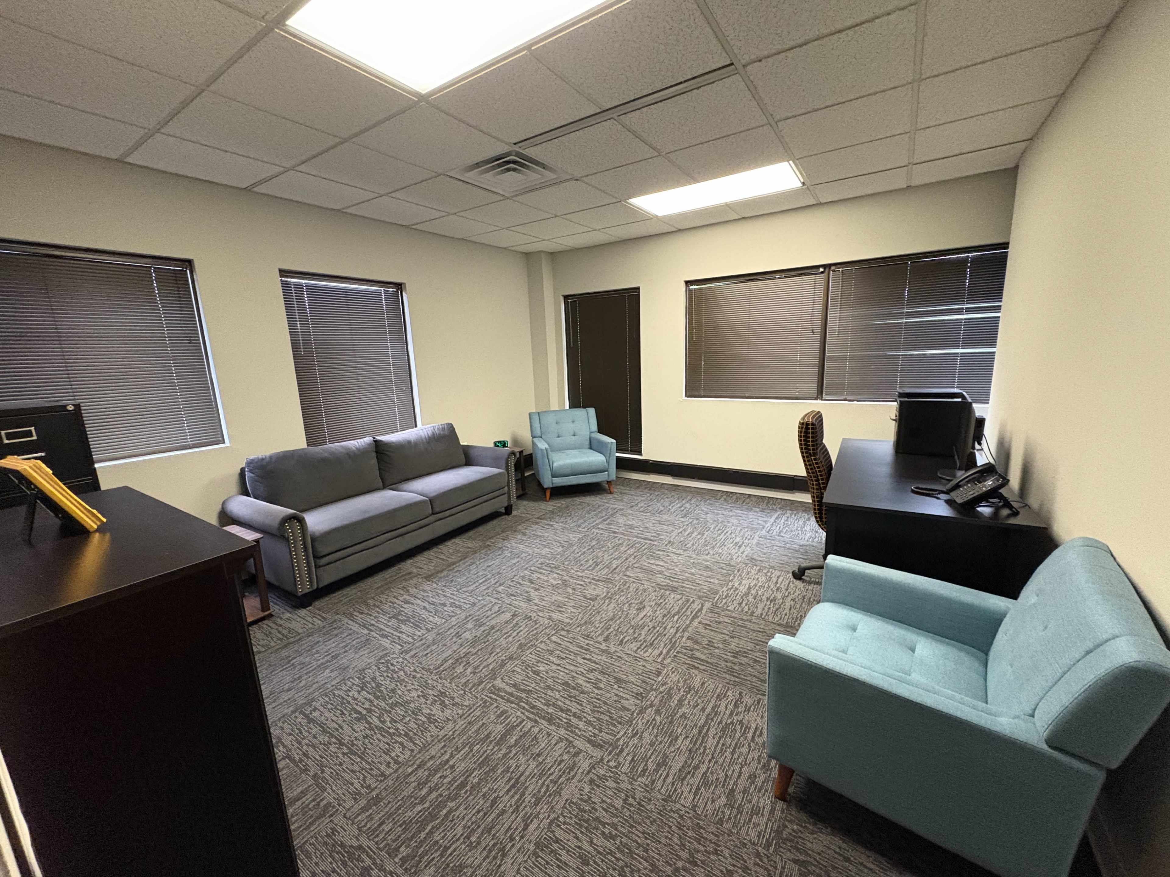 Flexible private offices and professional meeting rooms in a vibrant suburban setting Image in Cedar Knolls, Cedar Knolls, NJ