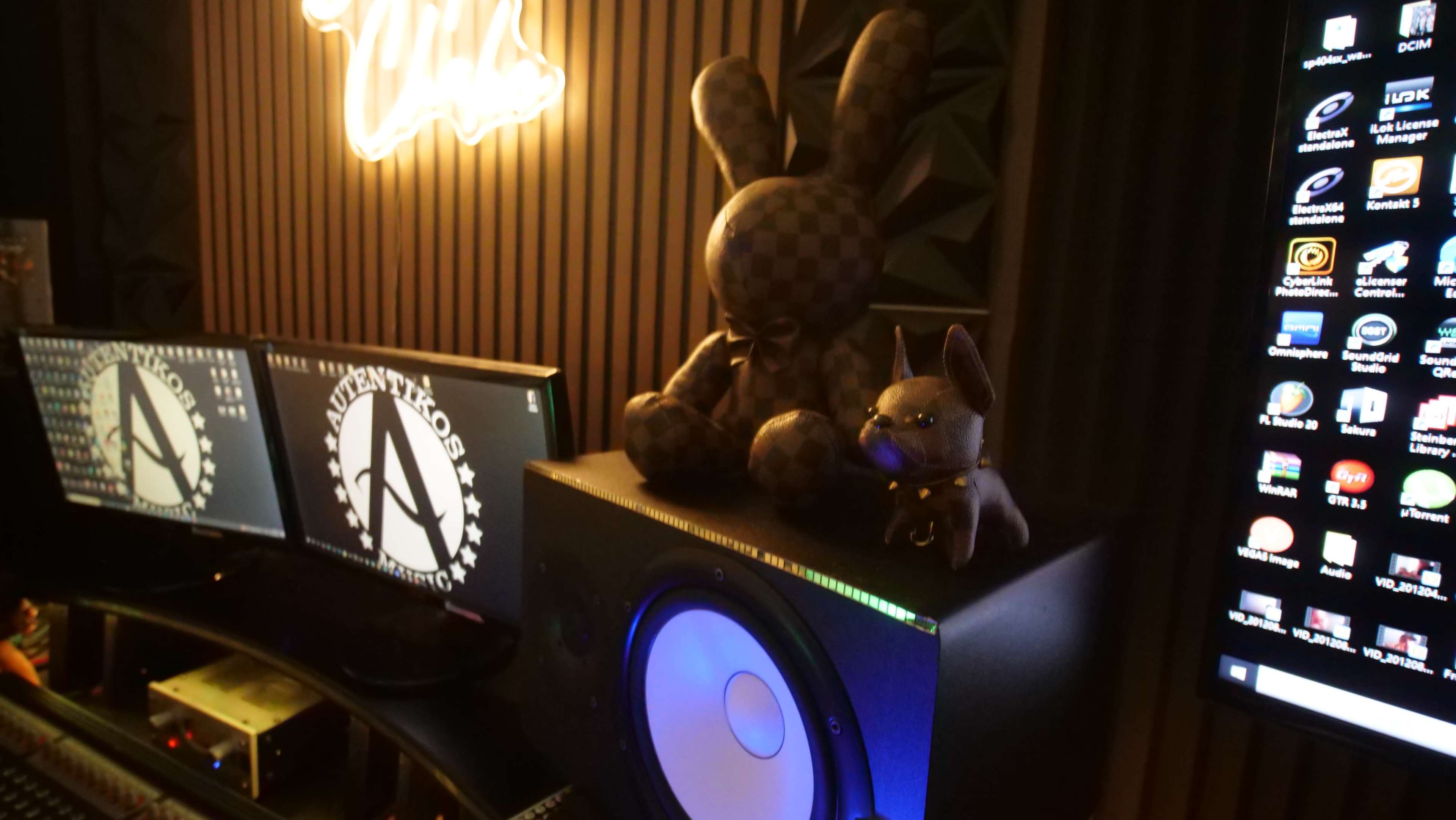 Recording Studio Image in Northcliffe Manor, Houston, TX