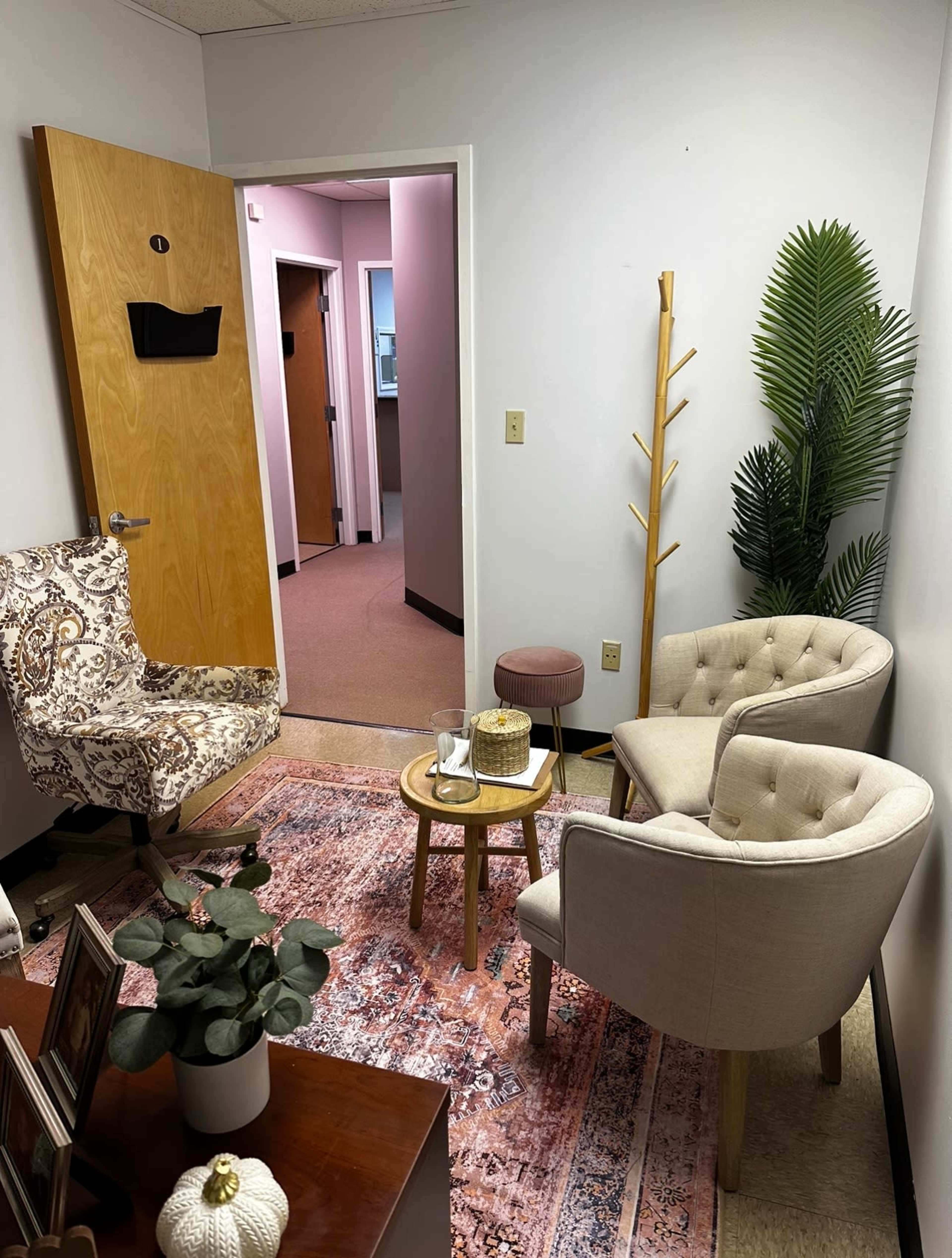 Modern Office Suites with Conference Room & Tech Area in North Brunswick Image in North Brunswick Township, North Brunswick, NJ