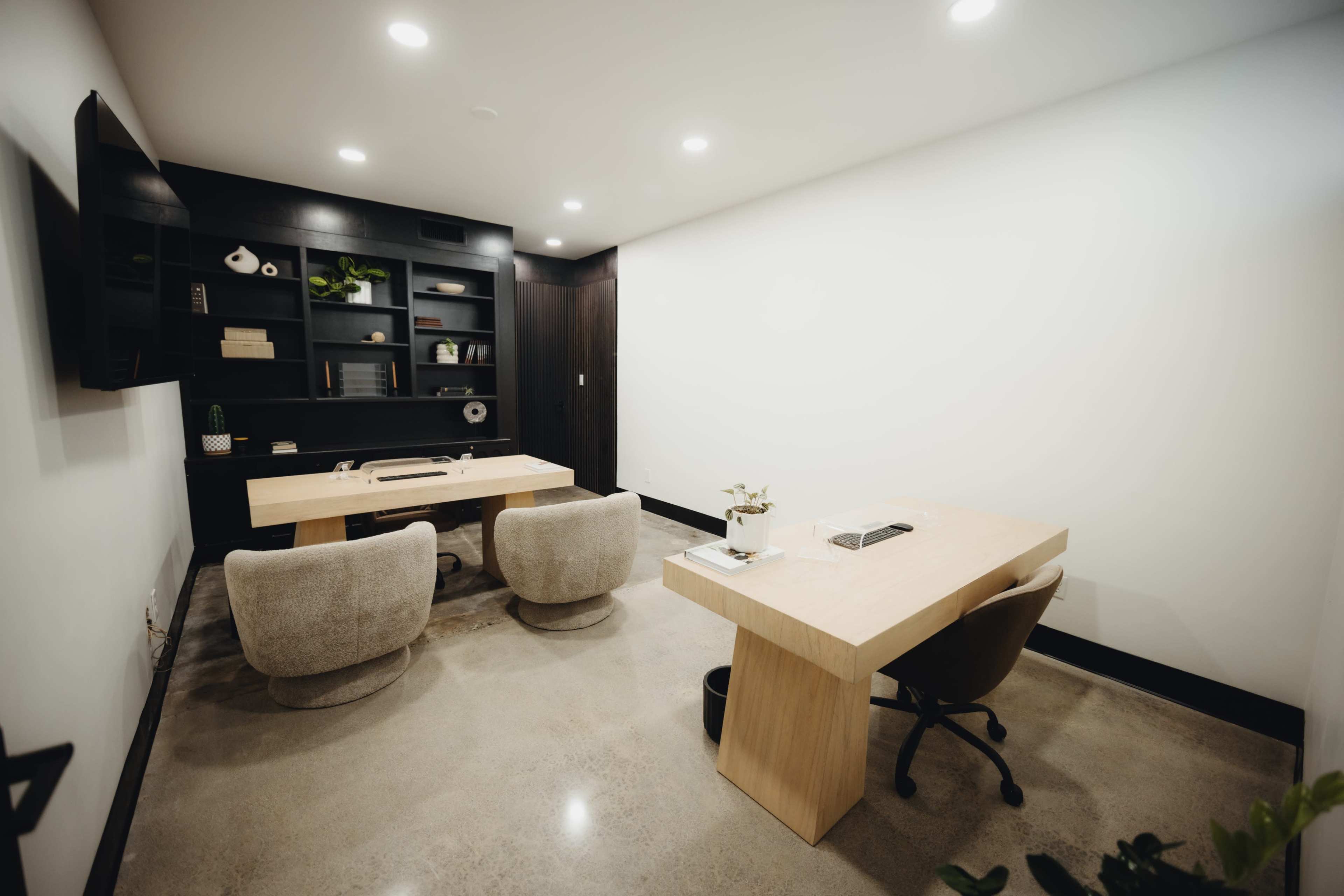 Modern Minimalist Dual Office Image in Whittier, Whittier, CA