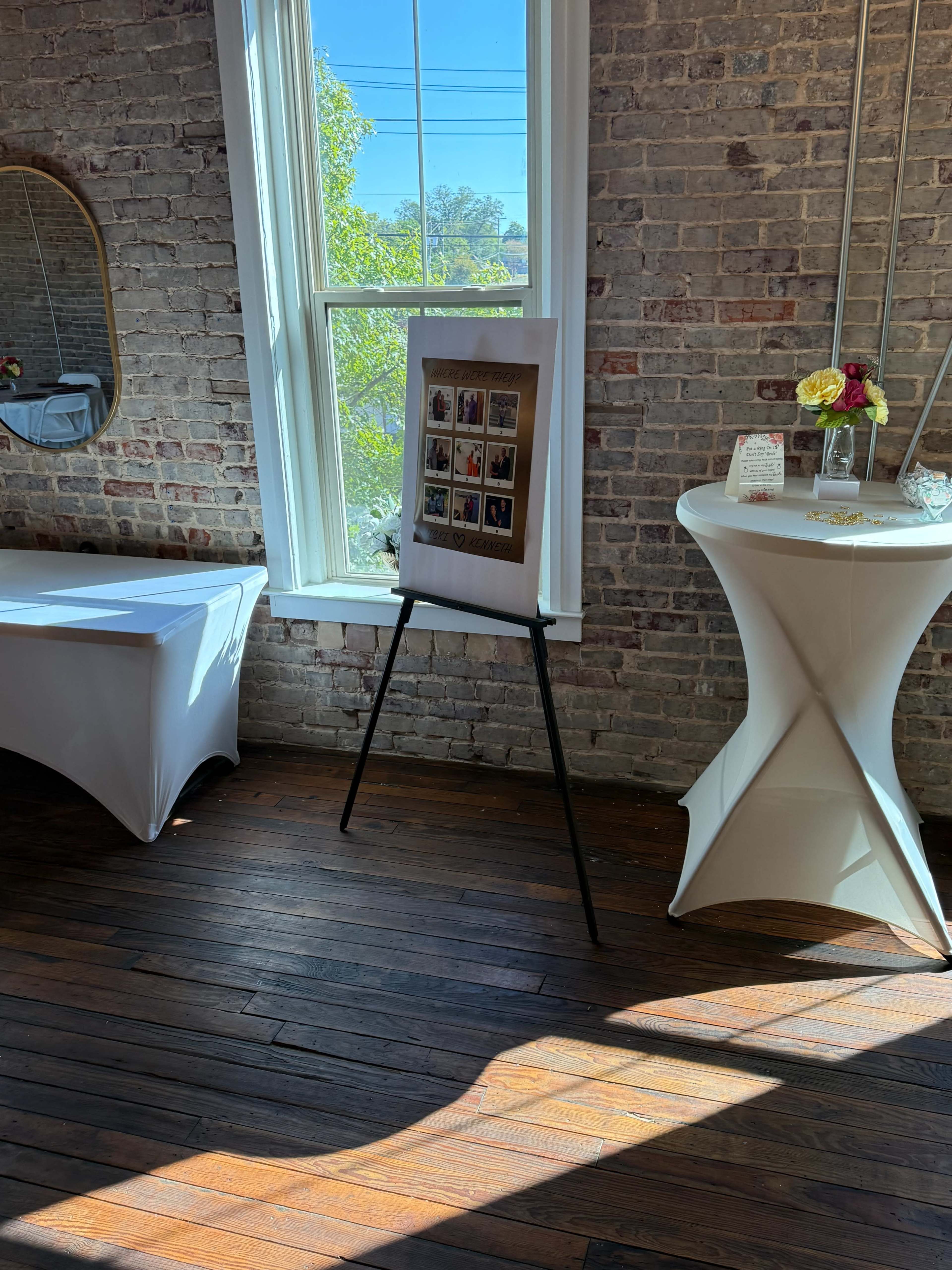 Historic Downtown Upstairs Studio Image in Mansfield, Mansfield, TX