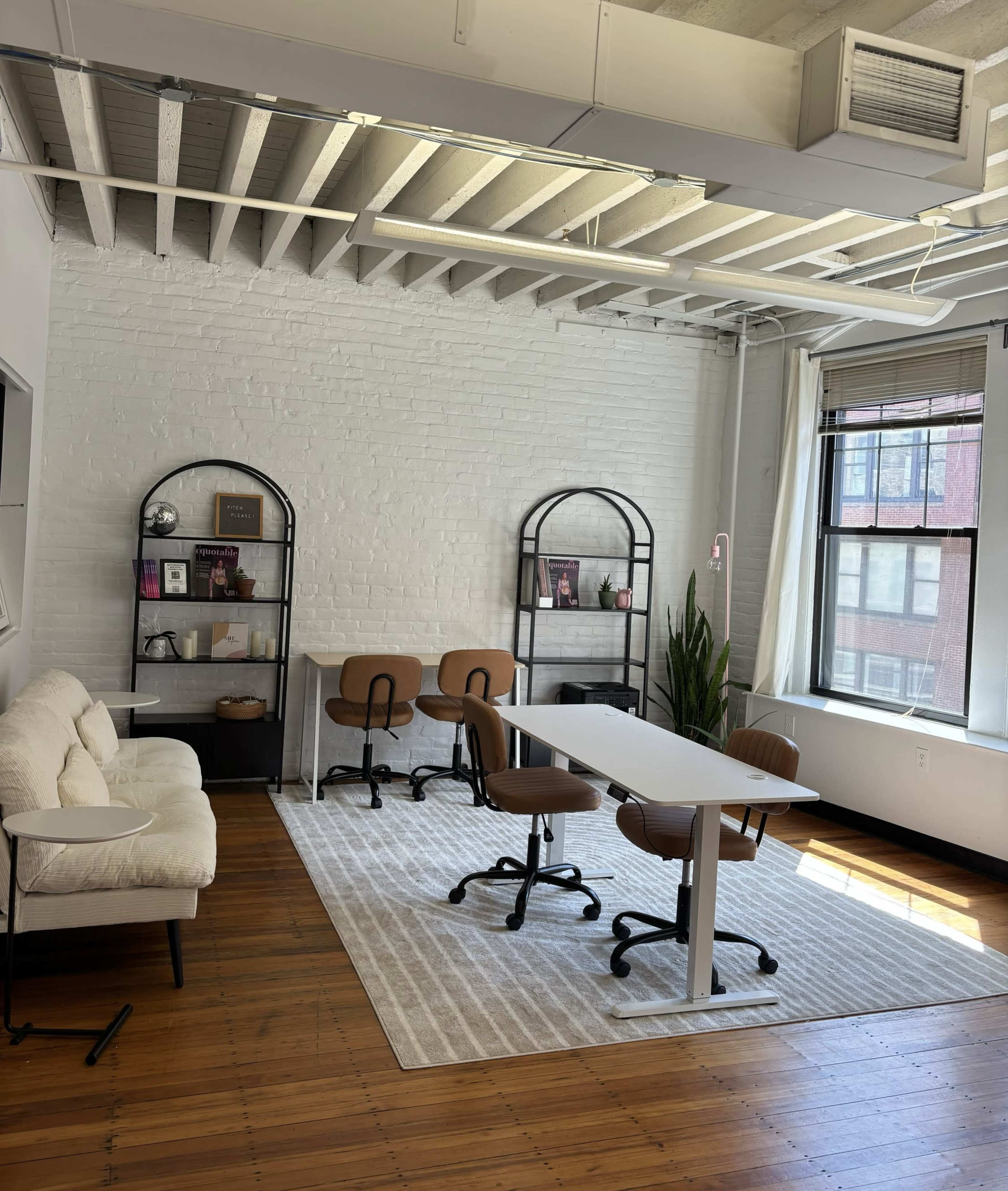 Gorgeous Bright Downtown Office Loft Perfect for Photoshoots & Workshops Right off Highway Image in Leather District, Boston, MA