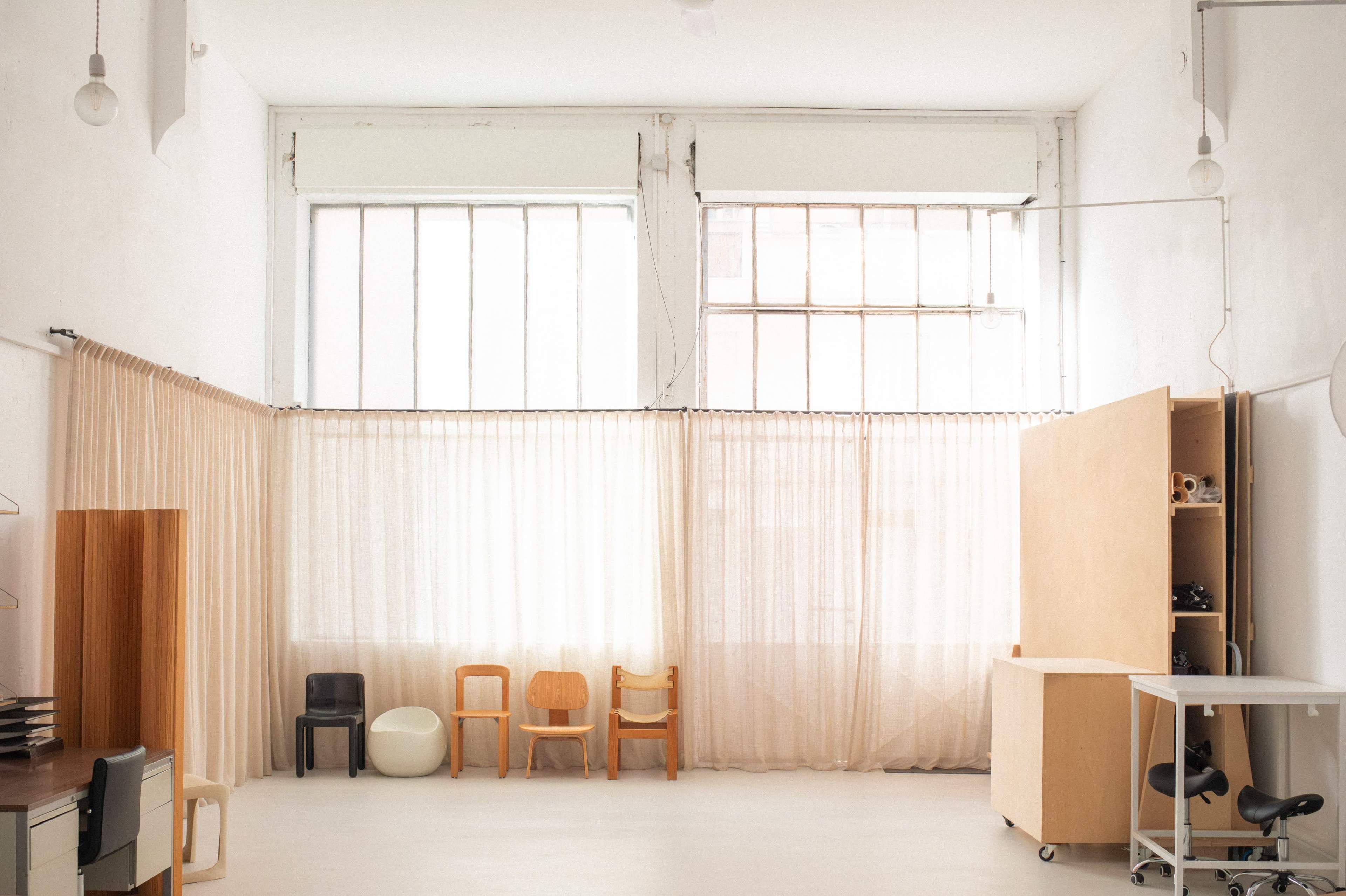 Studio Photo en Lumière Naturelle Image in Voltaire - St Amour, LYON