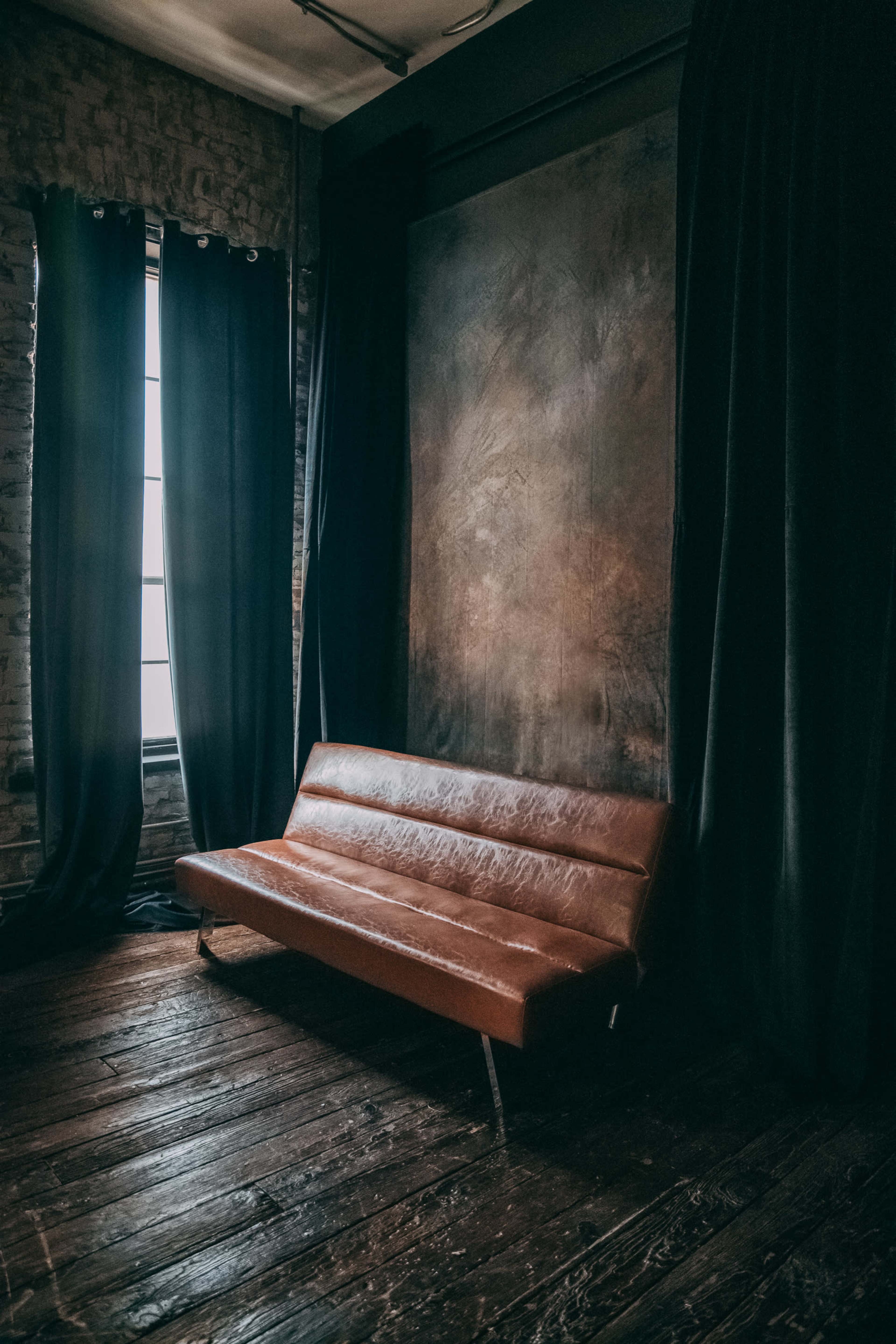 Electric Light Studio - Urban Industrial Photo Space with Tall Ceilings & Natural Light Image in Downtown Kansas City, kansas city, MO