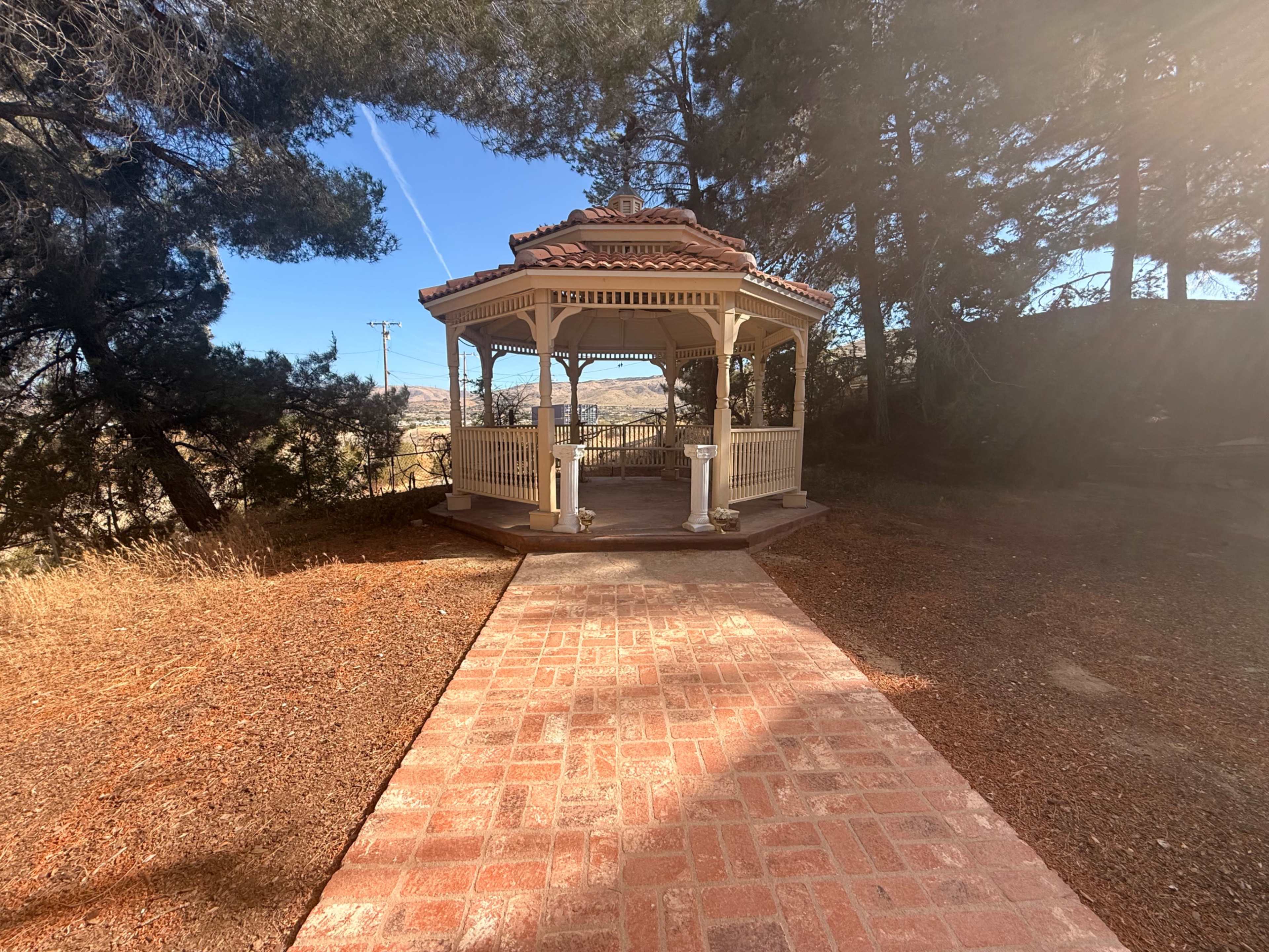 All-Inclusive Outdoor Event Space w/ Gazebo & Mocktail/ Beverage Station Image in Palmdale, Palmdale, CA