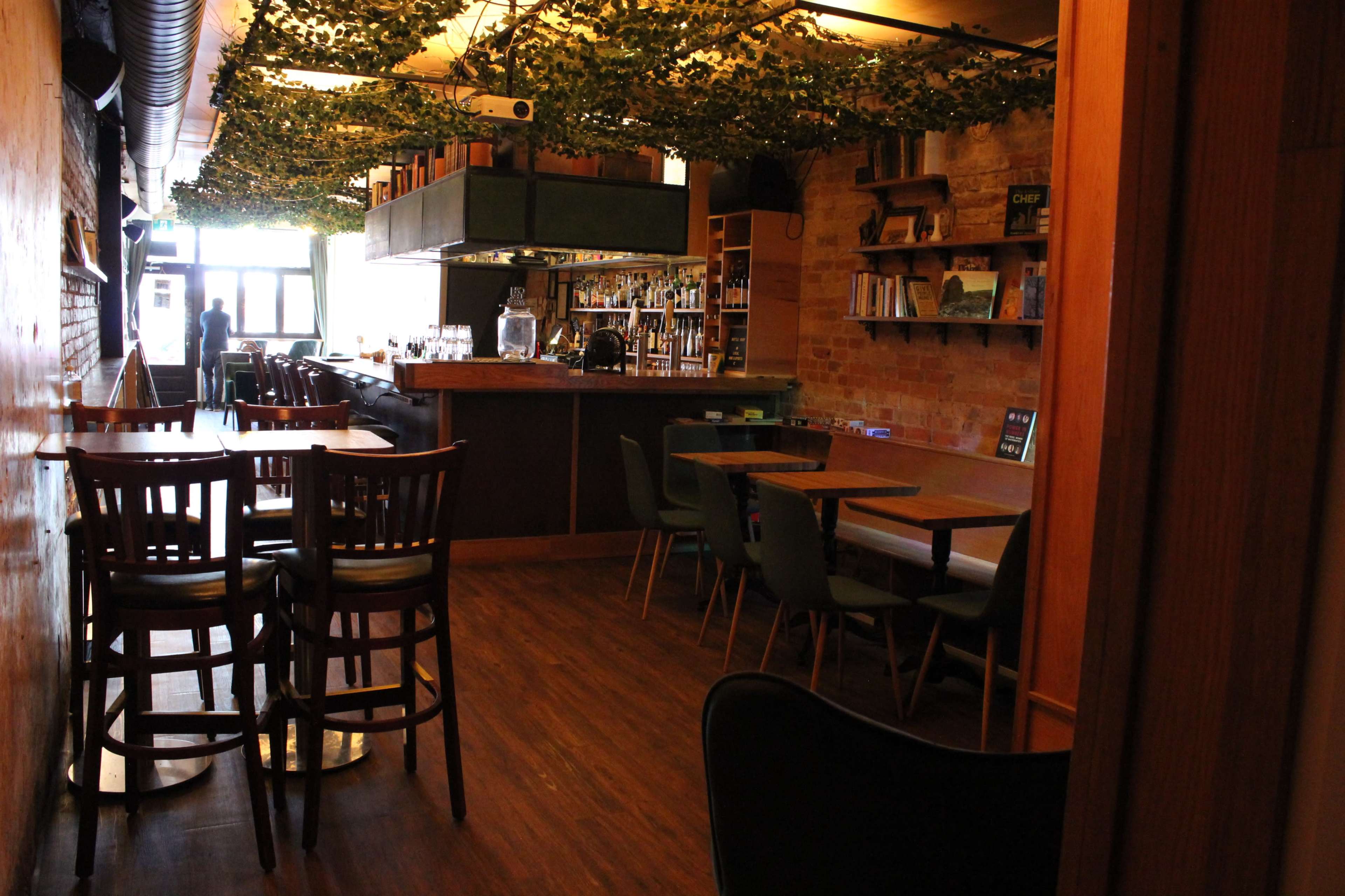 Cozy meeting and workshop space in living room like bar in Parkdale Image in Parkdale, Toronto, ON