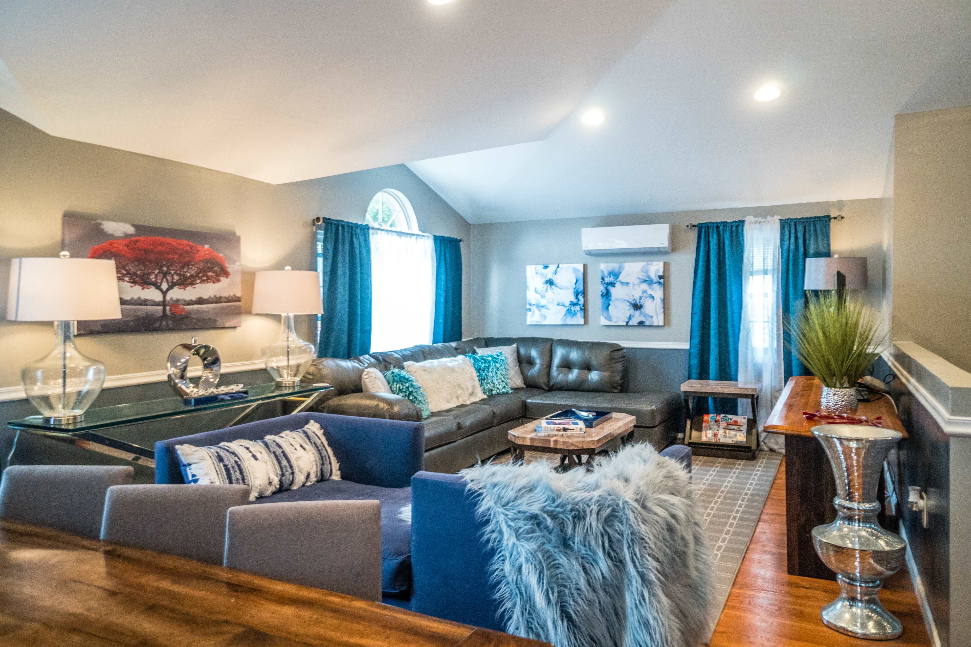 Modern, Contemporary Loft near JFK Image in Springfield Gardens, Queens, NY