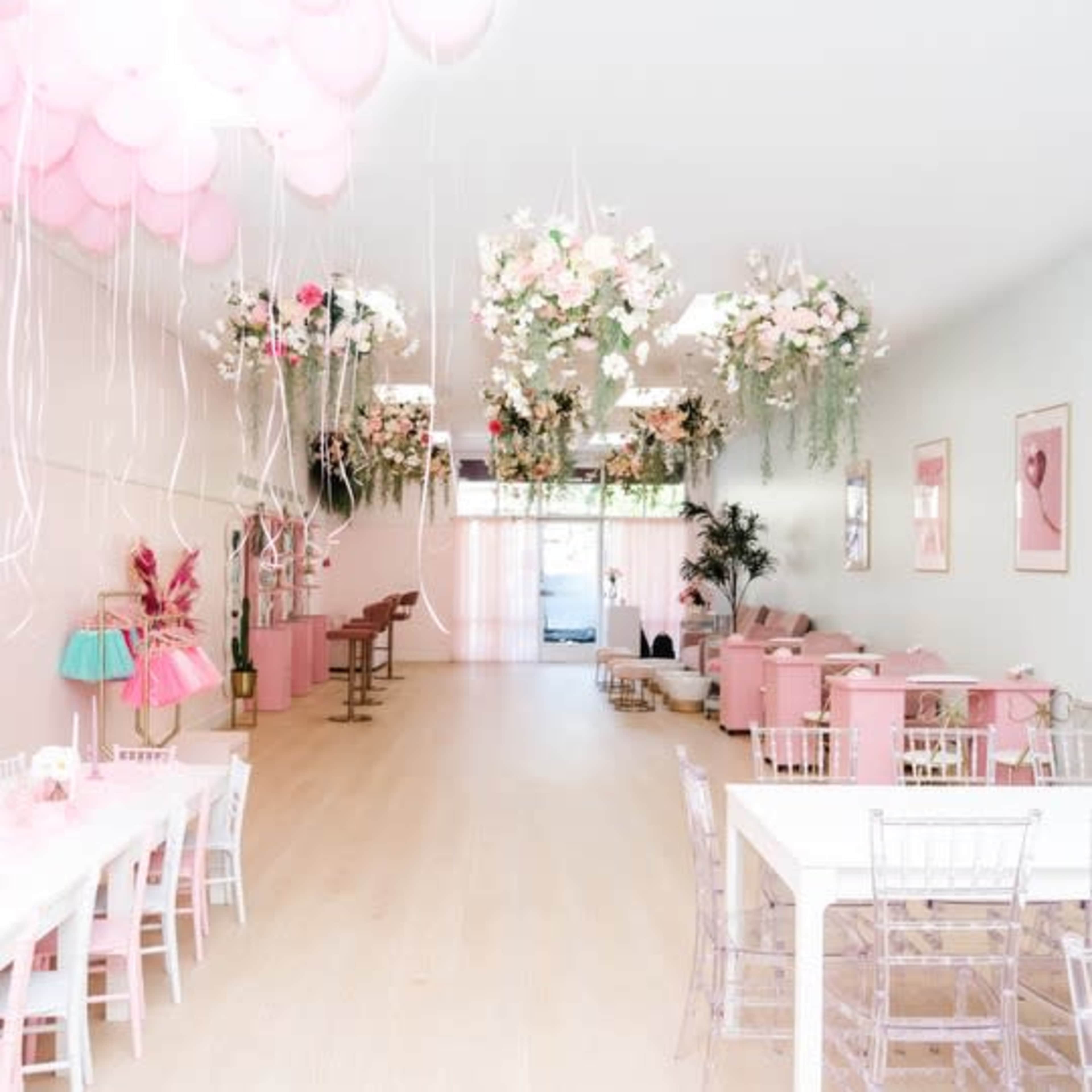 Enchanting, modern pink and barbie theme beauty/event salon Image in Tujunga, tujunga, CA