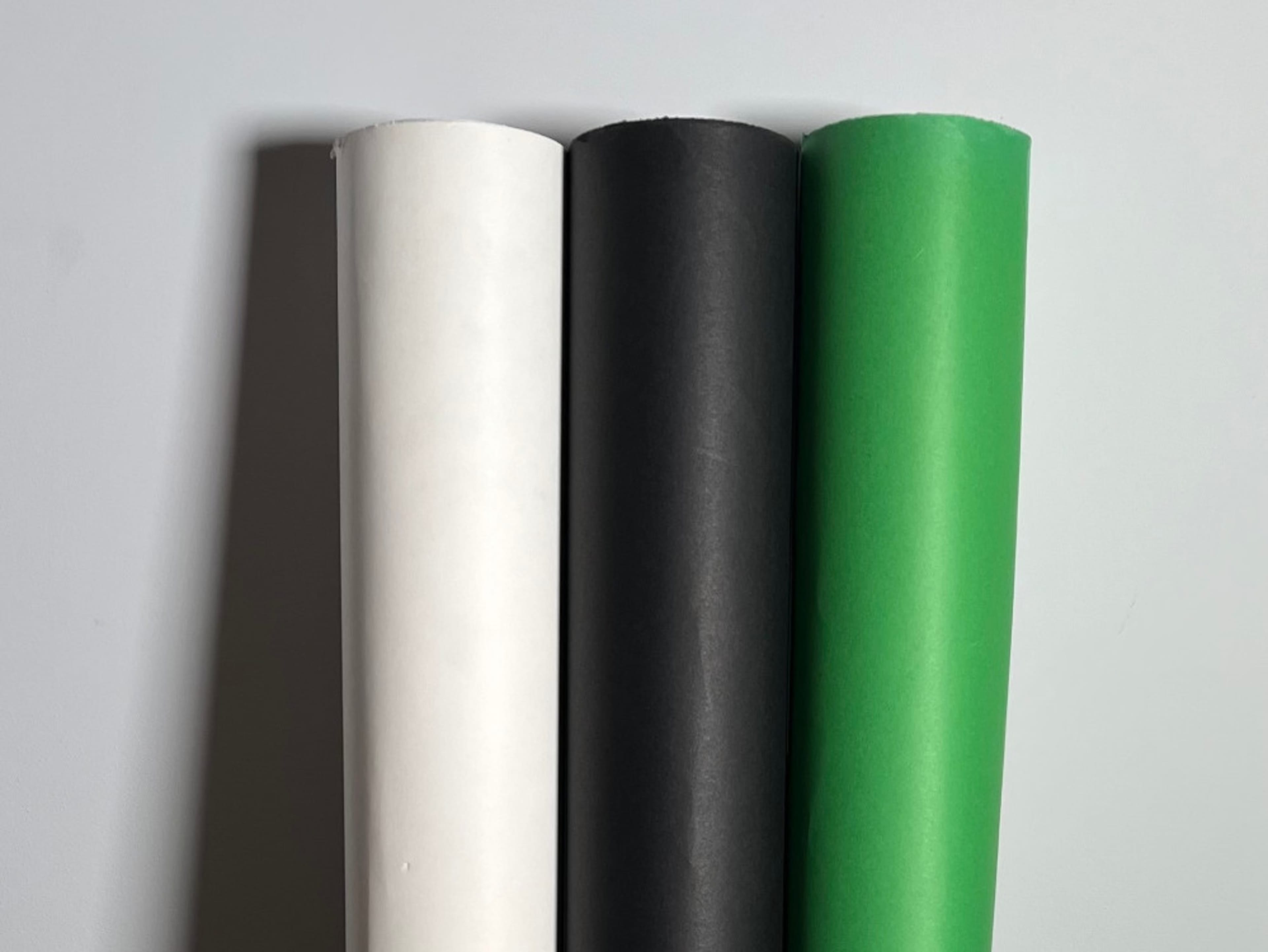 Seamless Paper - 53" (White/Green/Black)