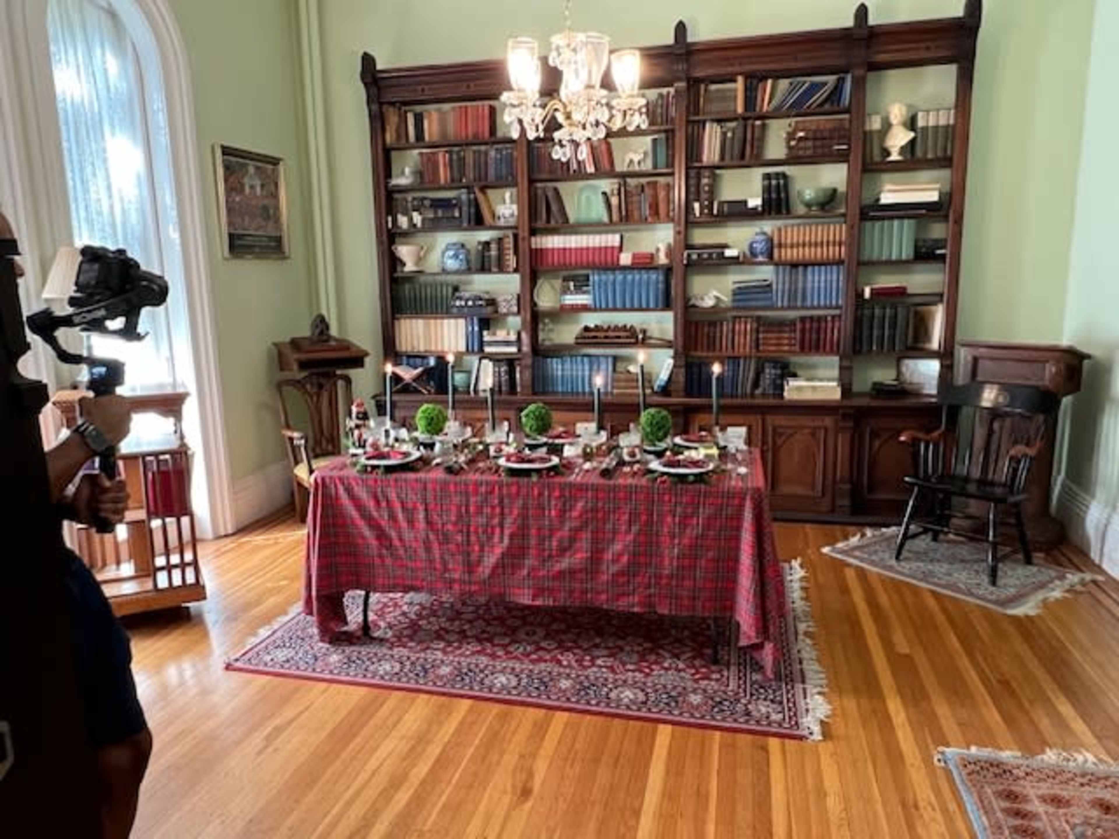 Historic Mansion in Baltimore's Most Beautiful Neighborhood Image in Downtown, Baltimore, MD