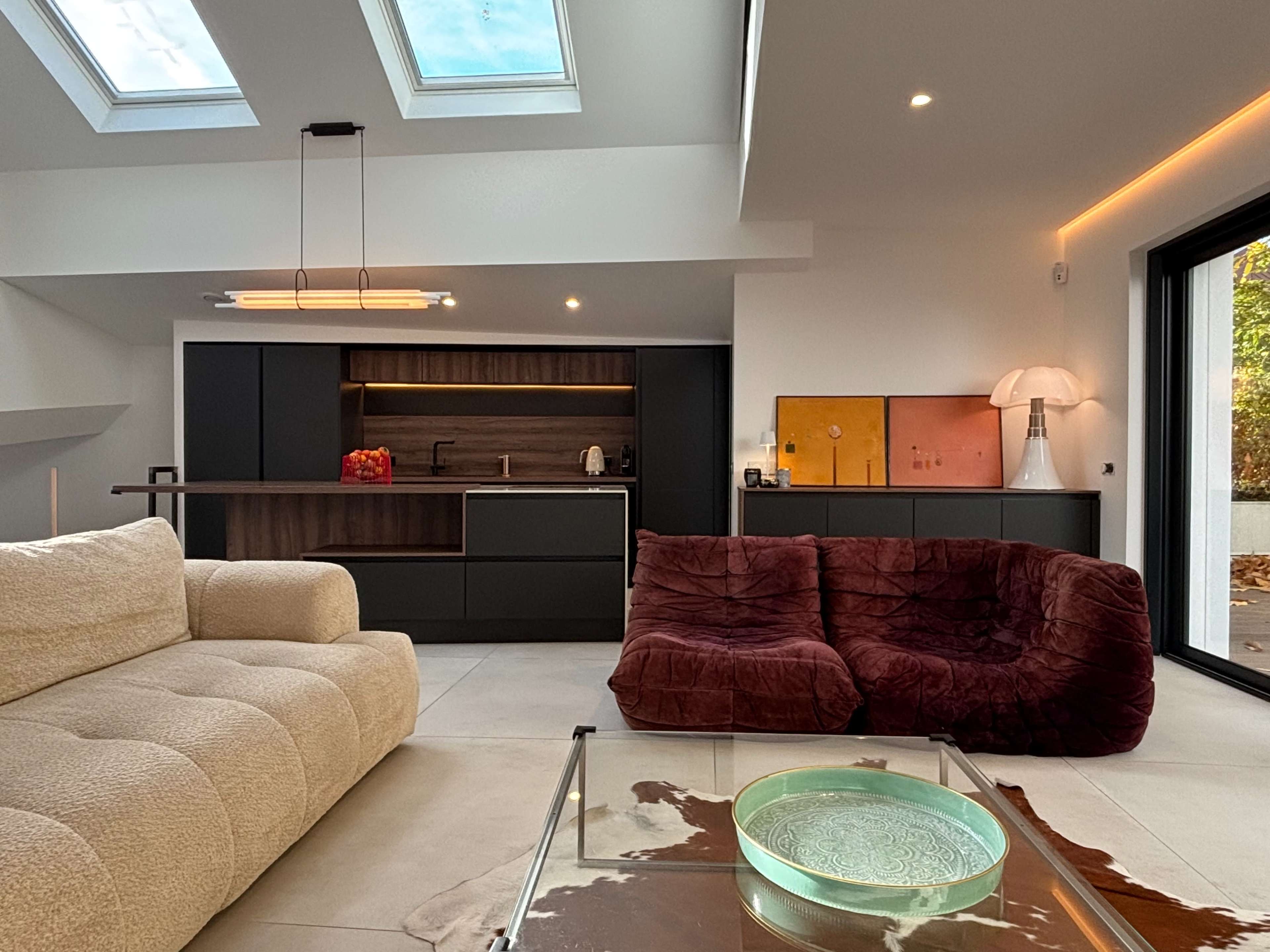 Maison moderne et lumineuse au calme, entourée de verdure – proche de Paris Image in , Le Plessis-Robinson