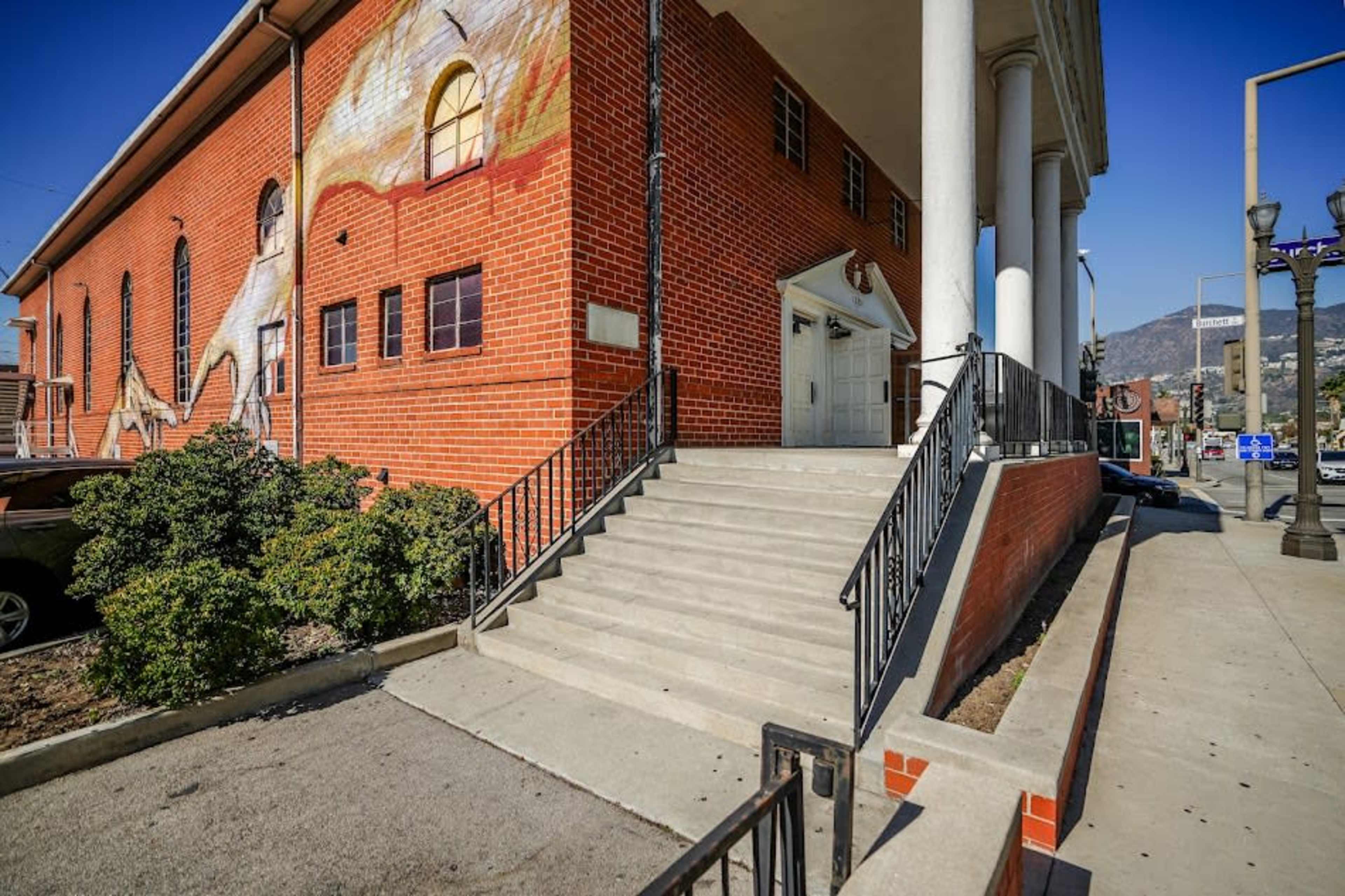 Beautiful Historic Brick Church in Glendale — Sanctuary, Stage, Classrooms & Parking Image in Fremont Park, Glendale, CA