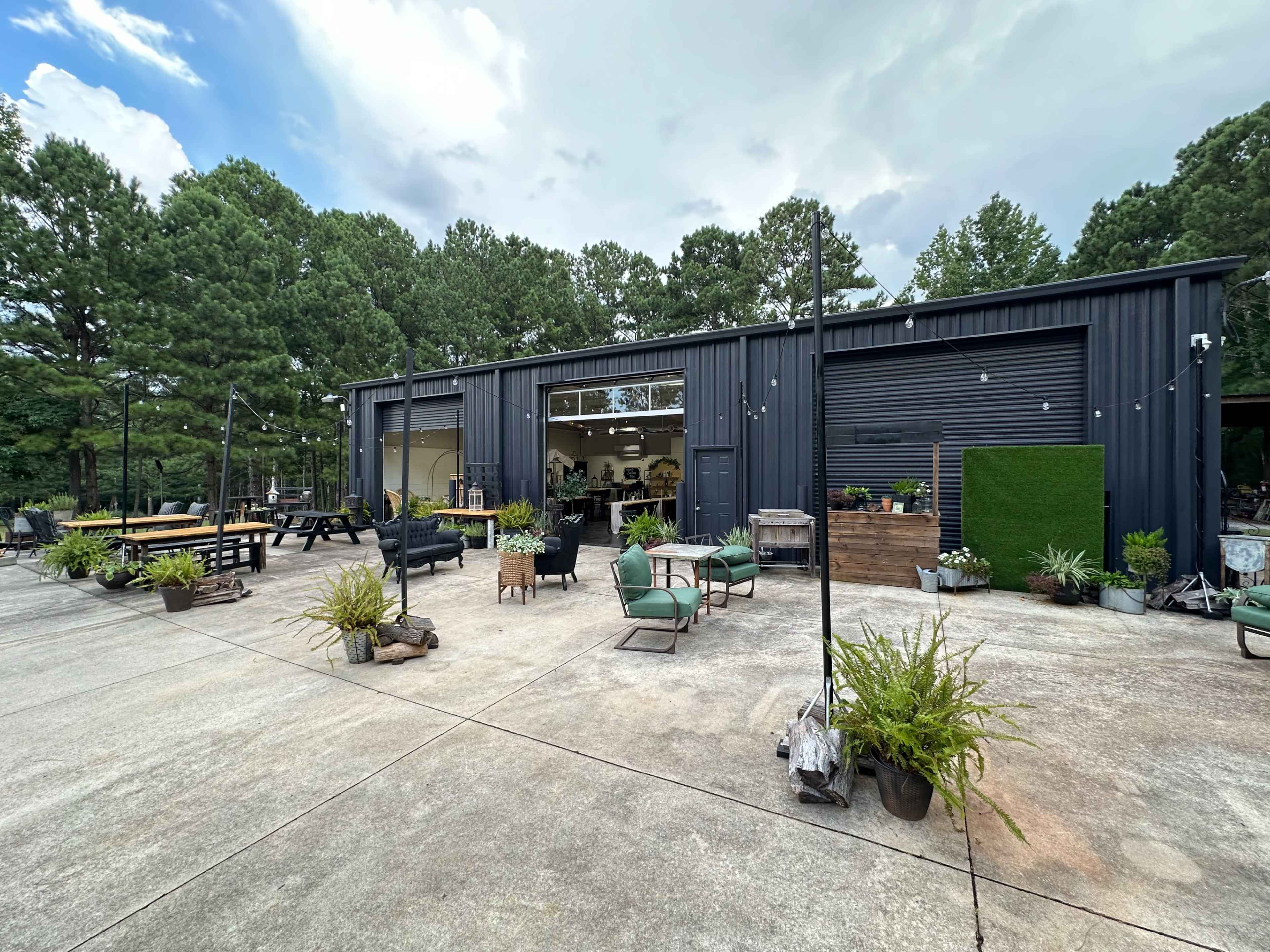 Private Studio Warehouse Surrounded by Woods and Fields Image in , Williamson, GA