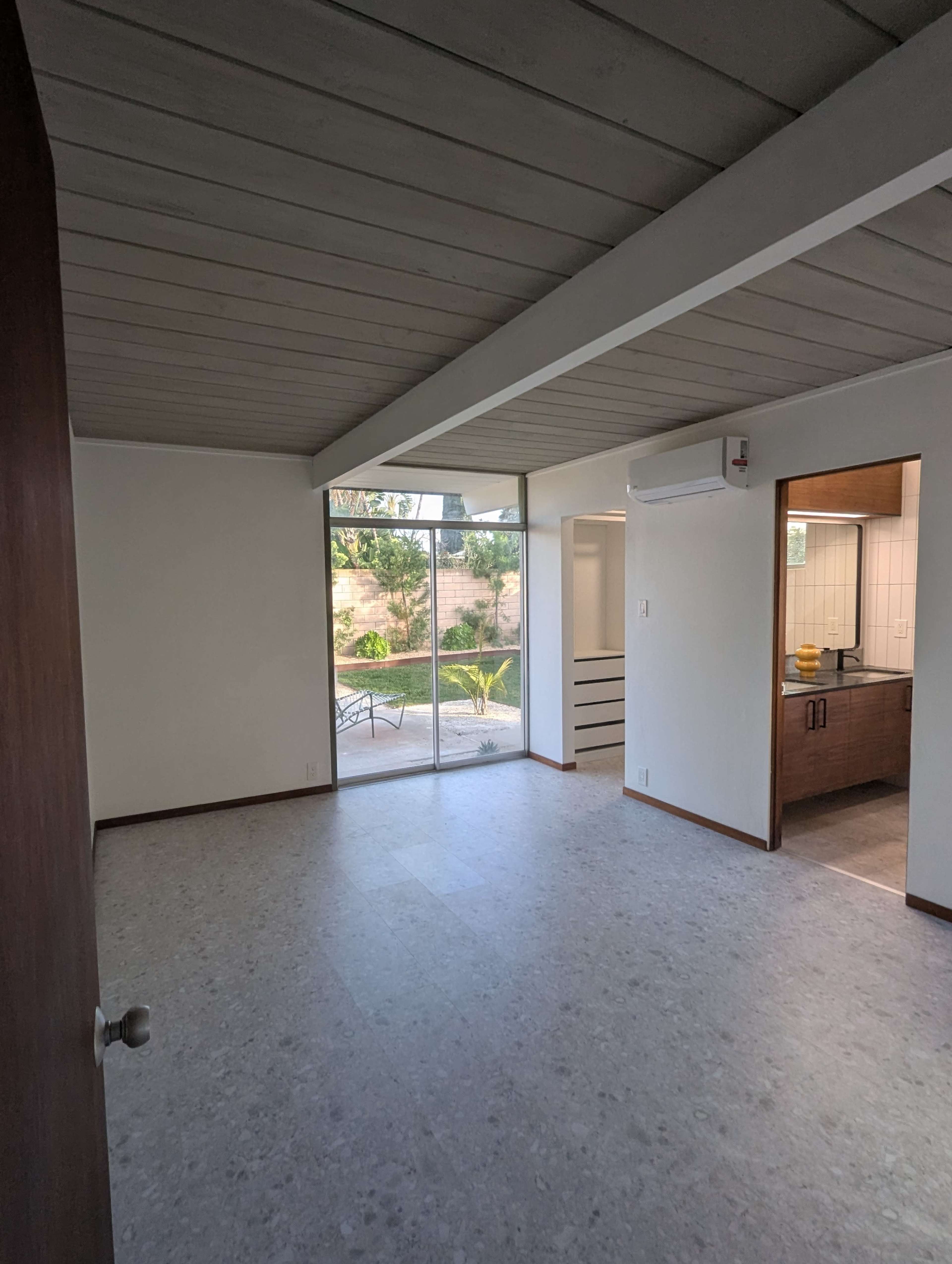 Sun-Filled 1960s Eichler | Iconic California Mid-Century Image in Orange, Orange, CA