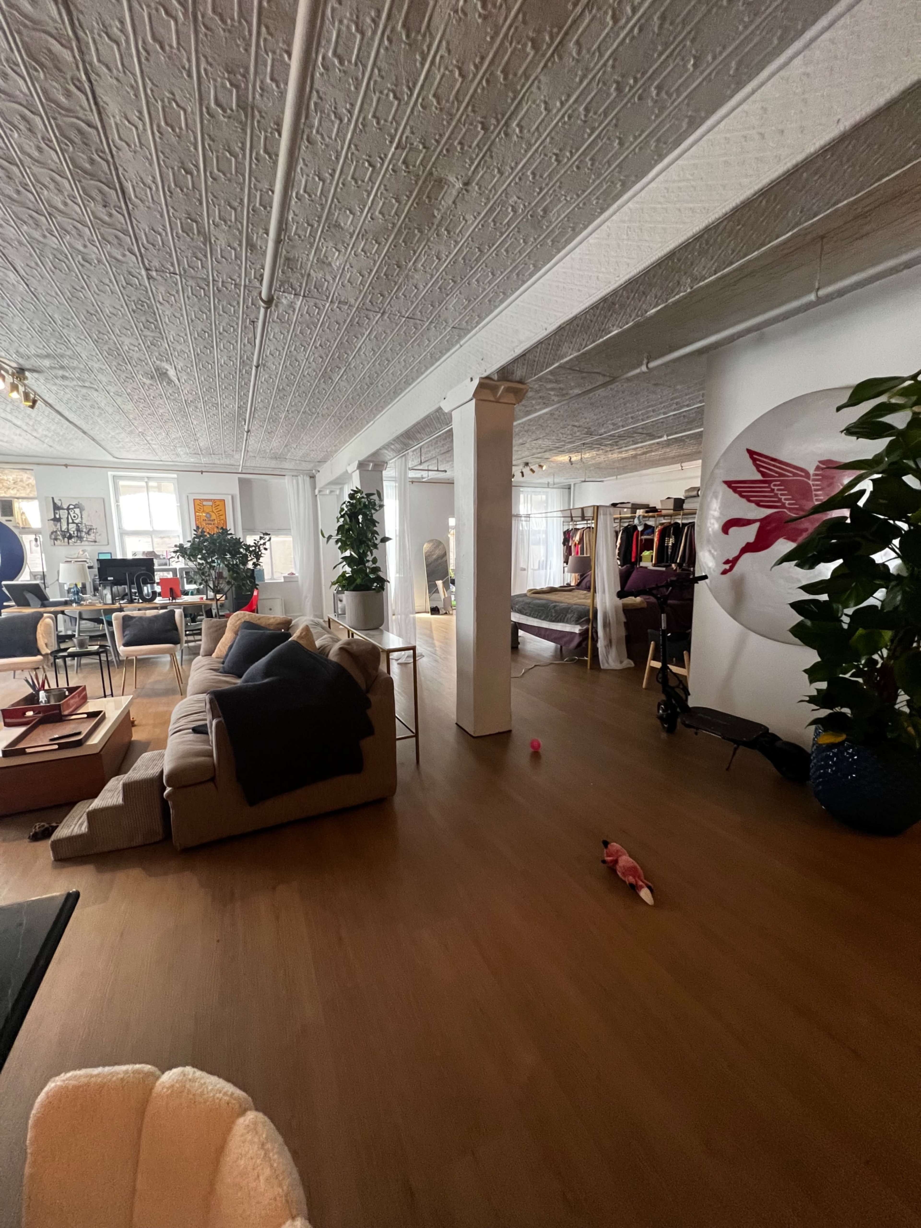 ART GALLERY LOFT IN CHELSEA Image in Midtown Manhattan, New York, NY