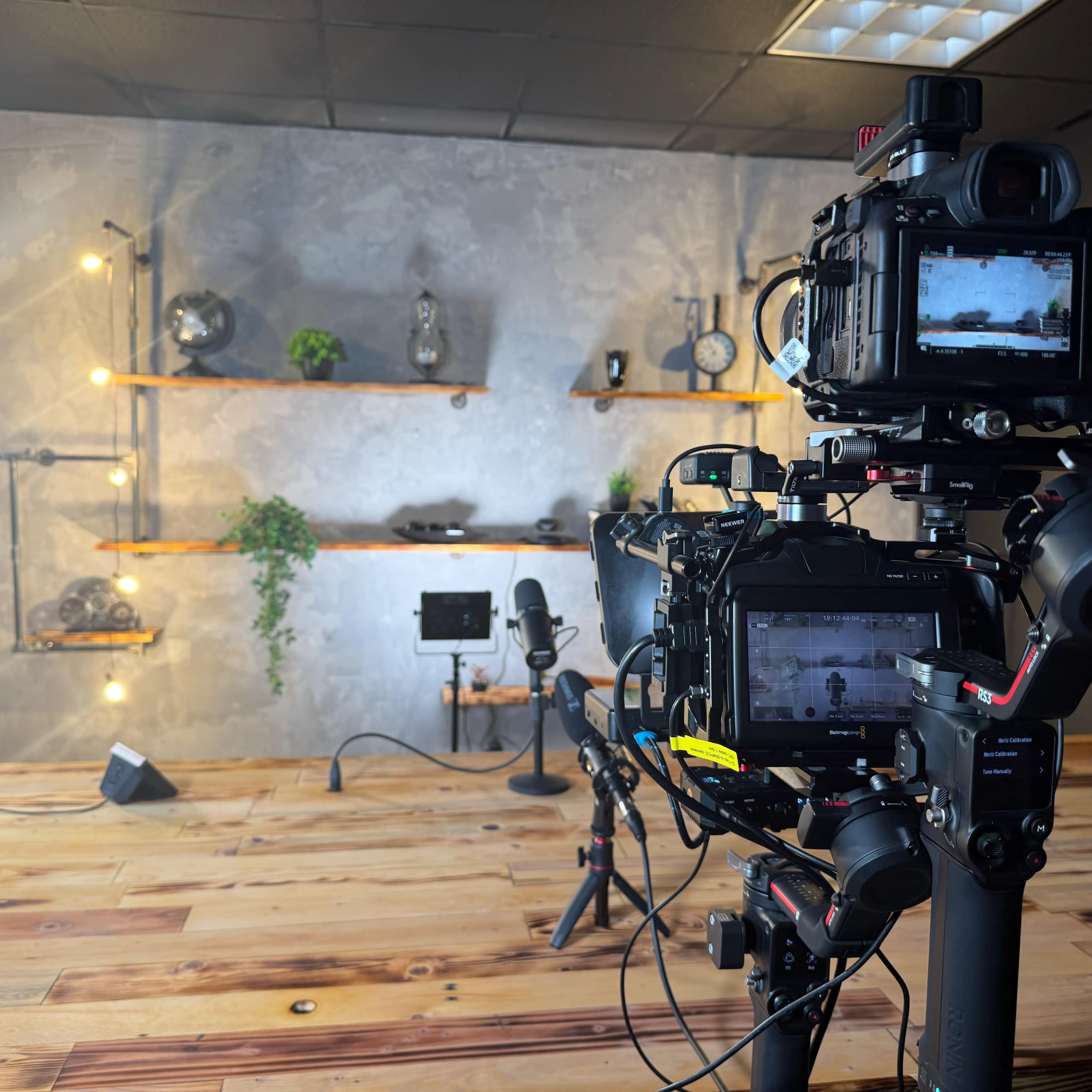 Industrial Video Studio Image in Pearland, Pearland, TX