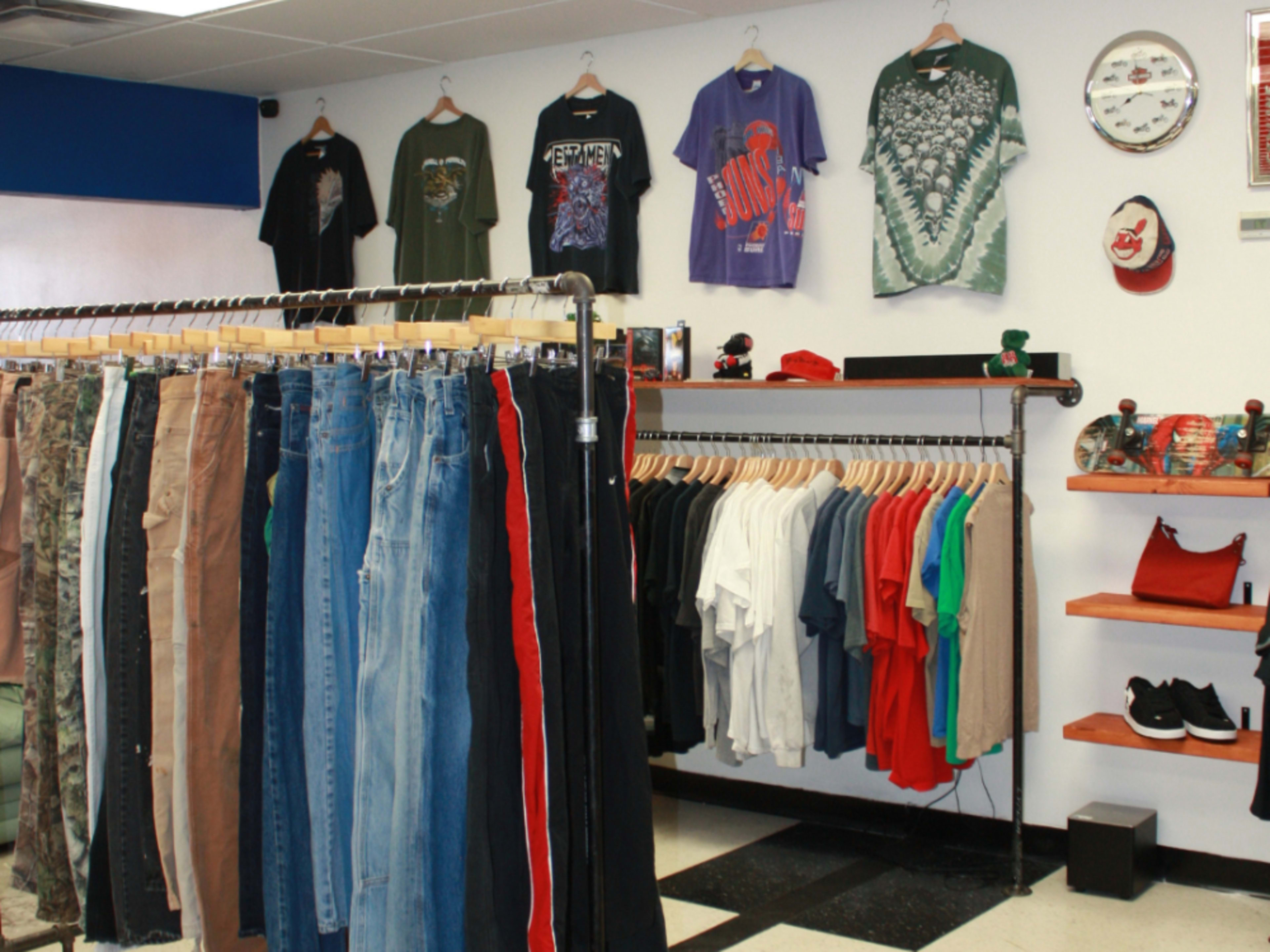 Access To Wear Our Clothes for Photo/Video