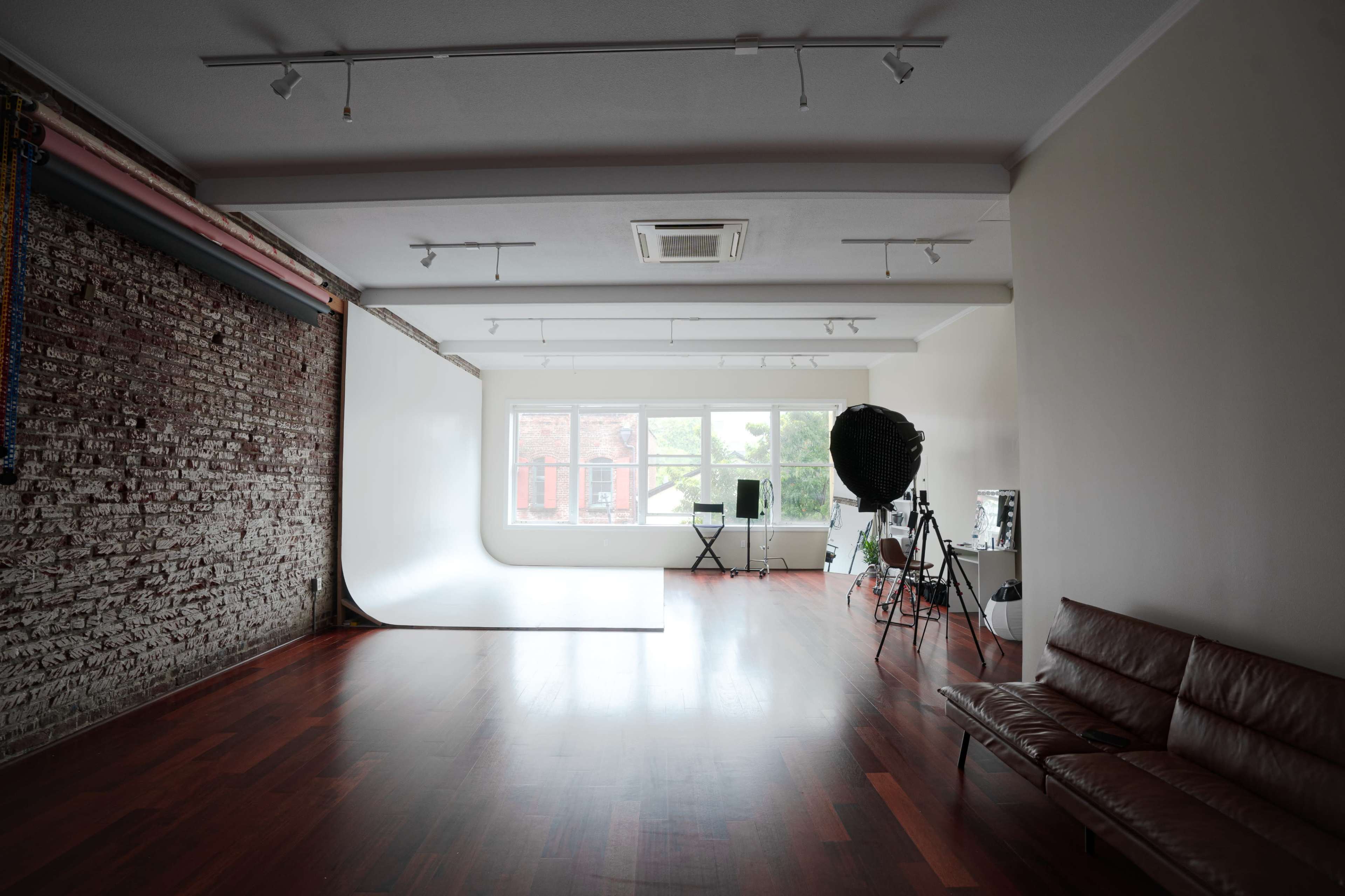 Sunny Loft Studio - Downtown Honolulu Image in Downtown, Honolulu, HI