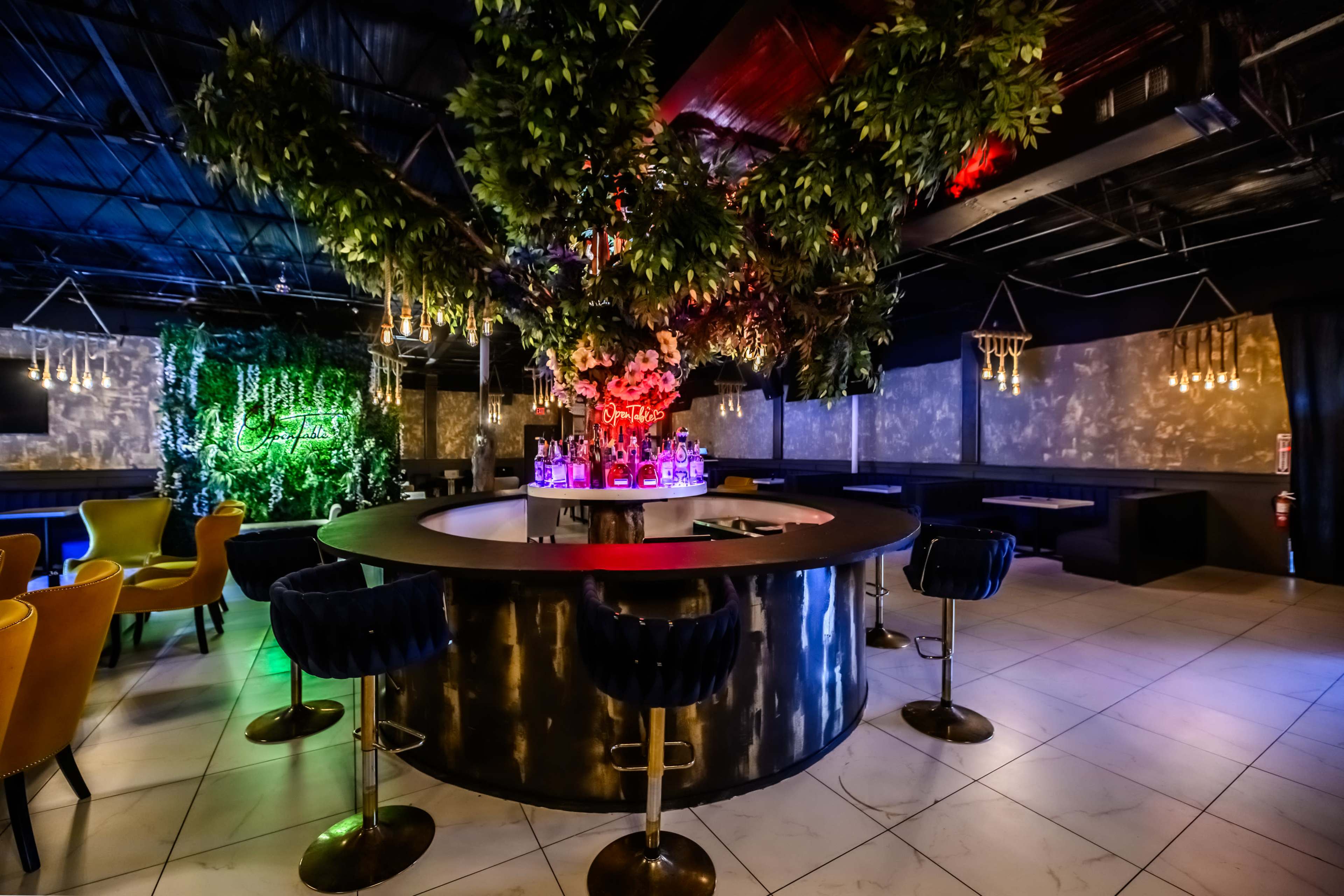 A Gem In The Rough in the middle of Galleria. Image in Greater Uptown, Houston, TX