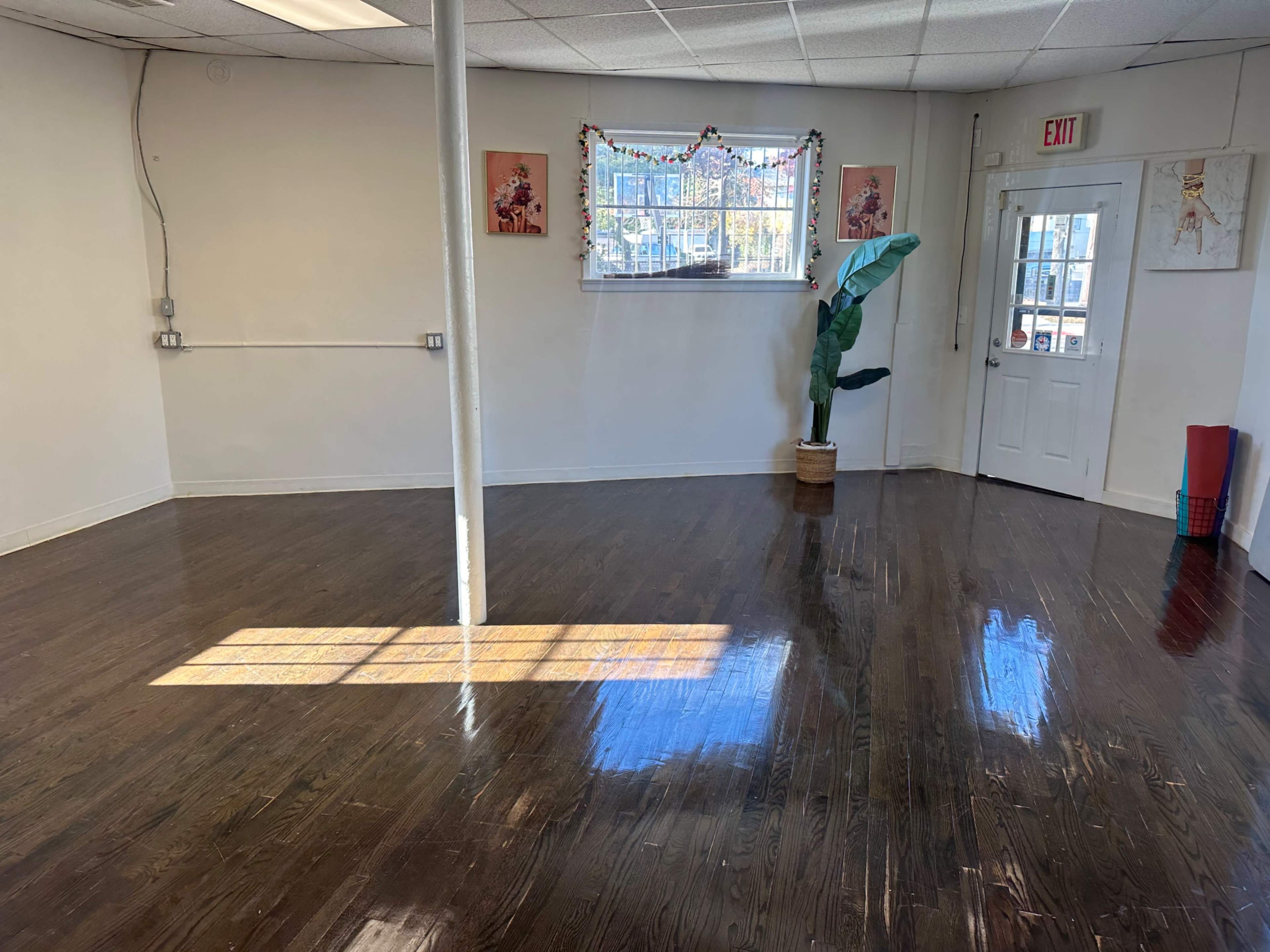 Intimate, open space studio located in Orange Image in City of Orange, Orange, NJ