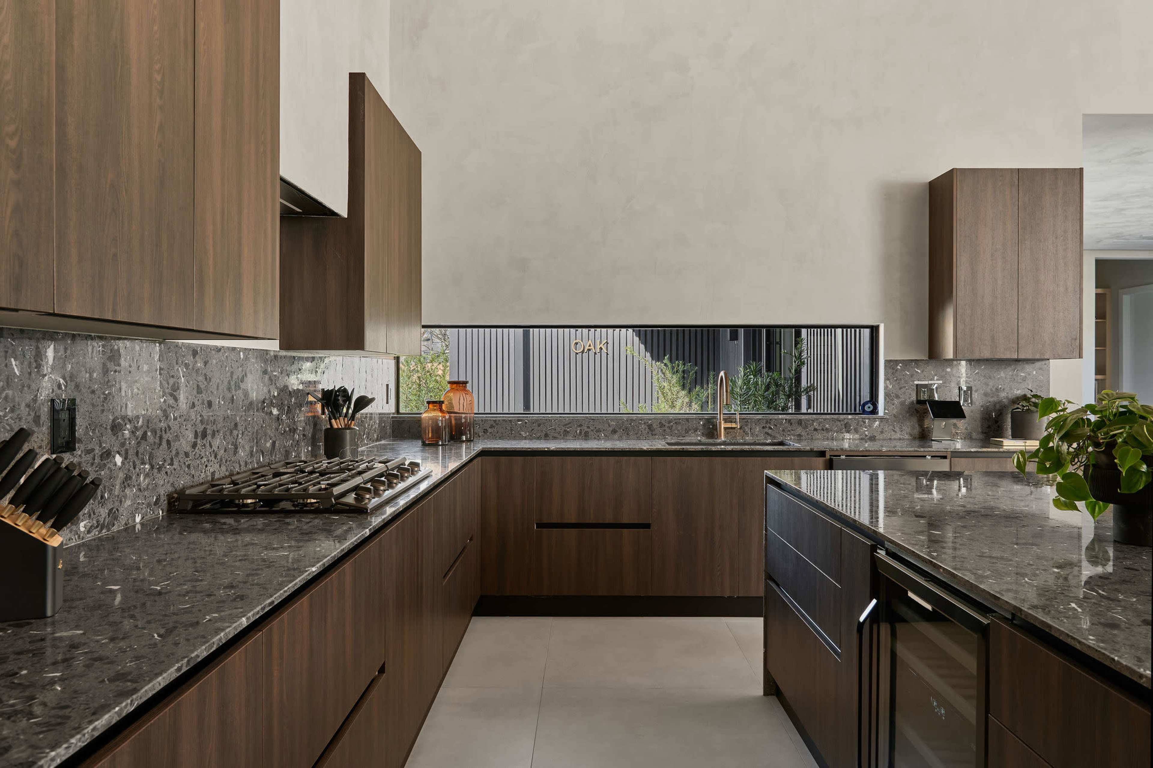Suburban Luxury: The Black Oak Image in , Conroe, TX