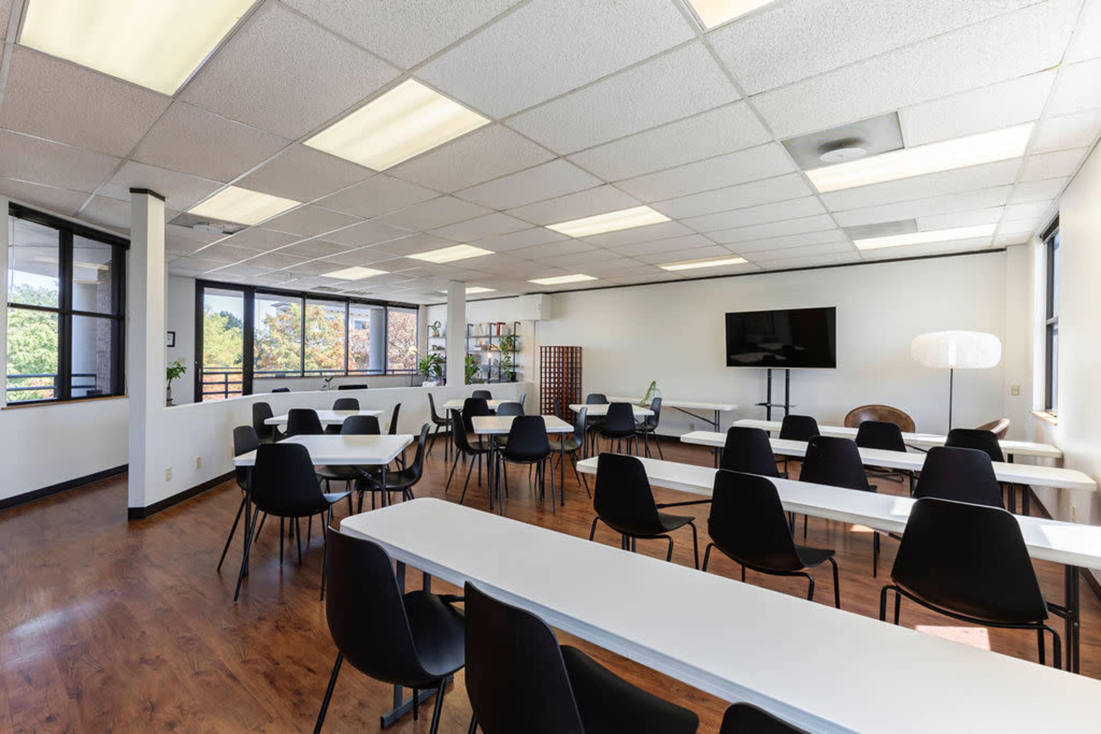 Cute and Bright Space for Meetings, Classes, and Events Image in Westgate, AUSTIN, TX