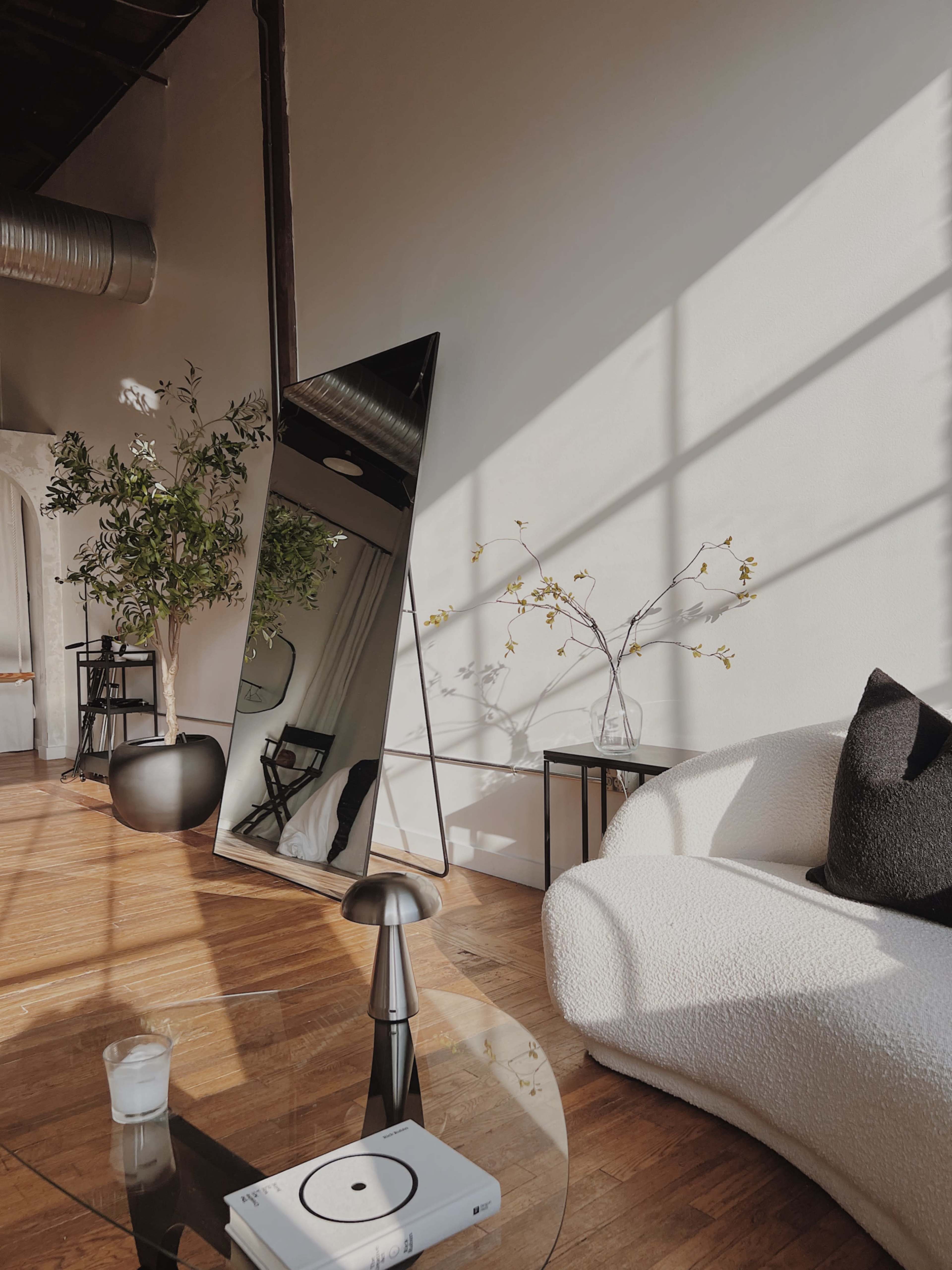 Downtown Natural Light Multi-Set Creative Loft | Exposed Brick Photo & Content Studio Image in Downtown Atlanta, Atlanta, GA