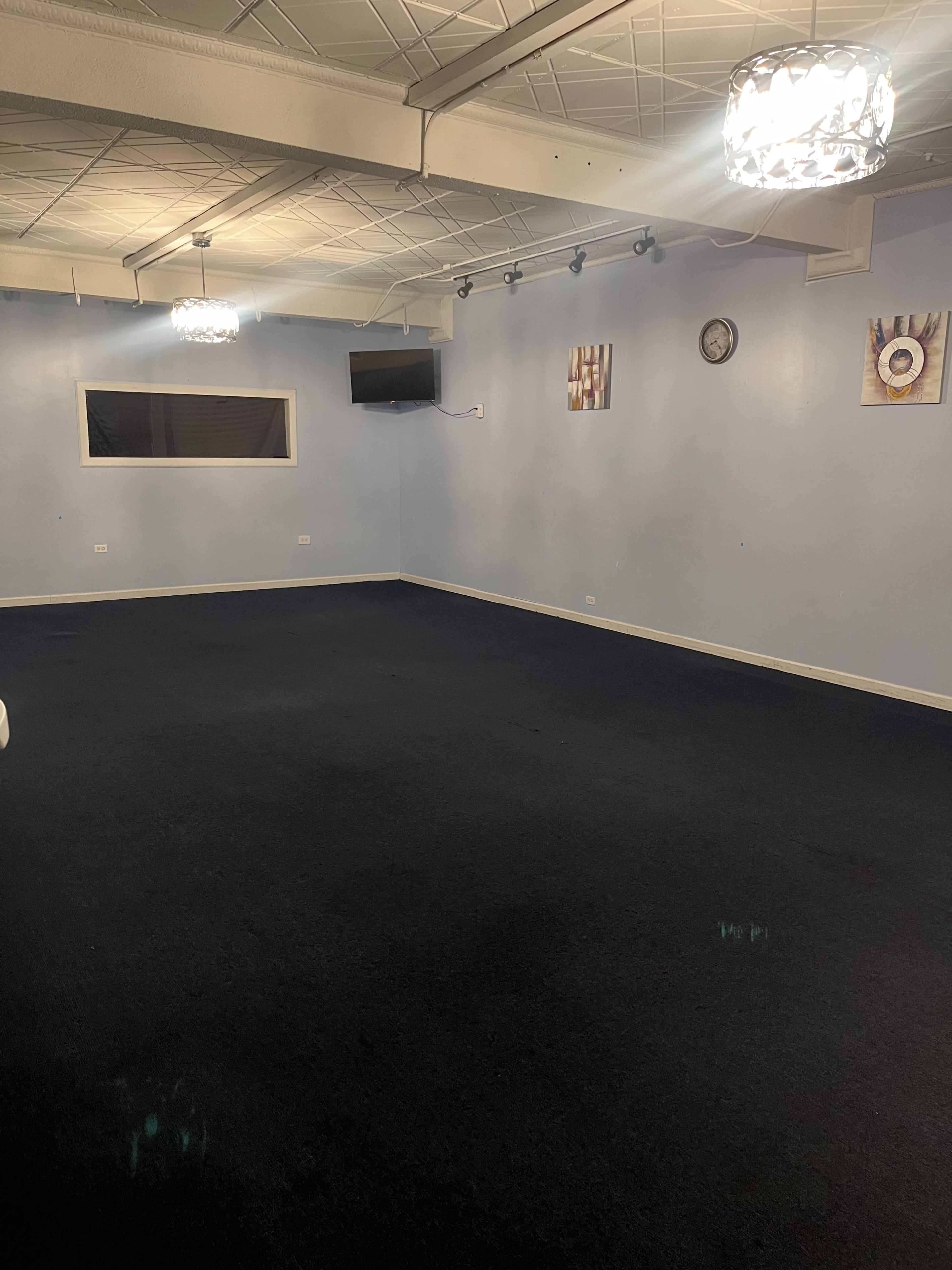 Intimate DIY Event Space - Accommodates 35! Image in Morgan Park, Chicago, IL