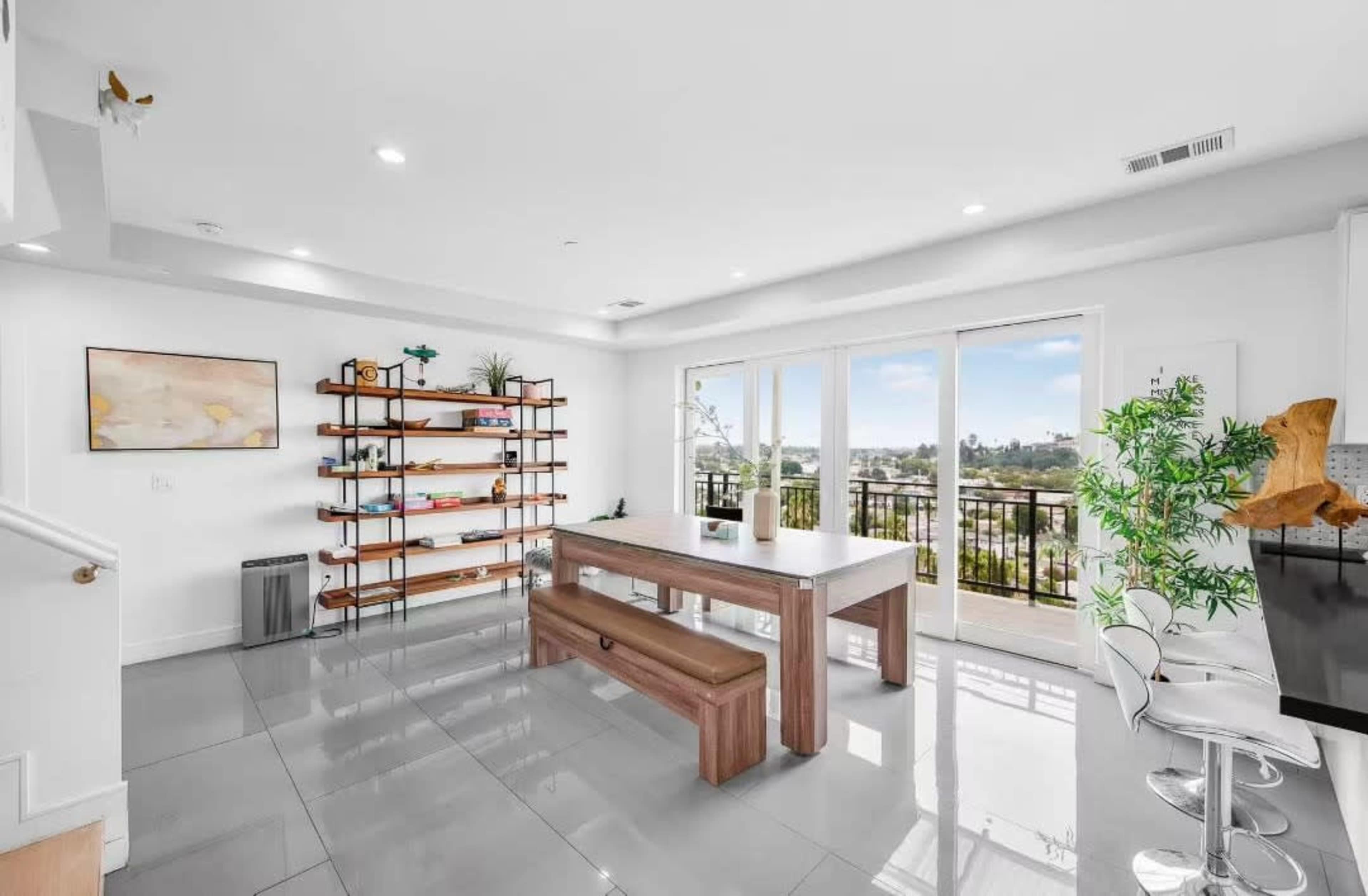 Modern Hillside Home Overlooking Downtown LA & Mountain Views Image in Northeast Los Angeles, Los Angeles, CA